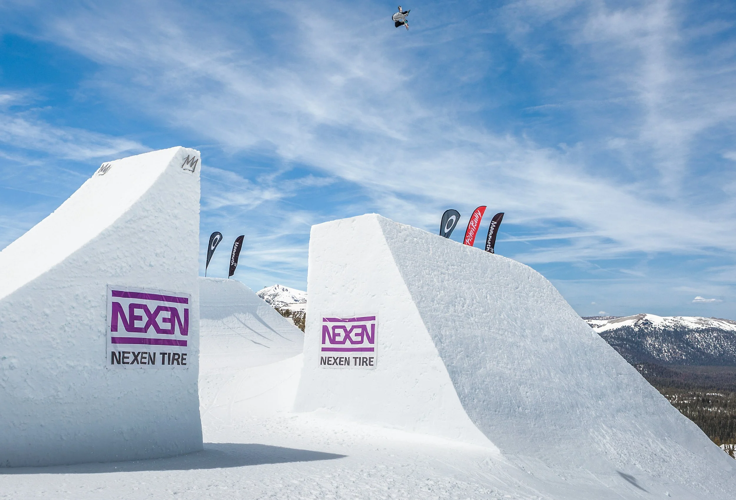Snowboarding-094-Superpark21-YukiKadono-MammothMountain-ChrisWellhausen.jpg