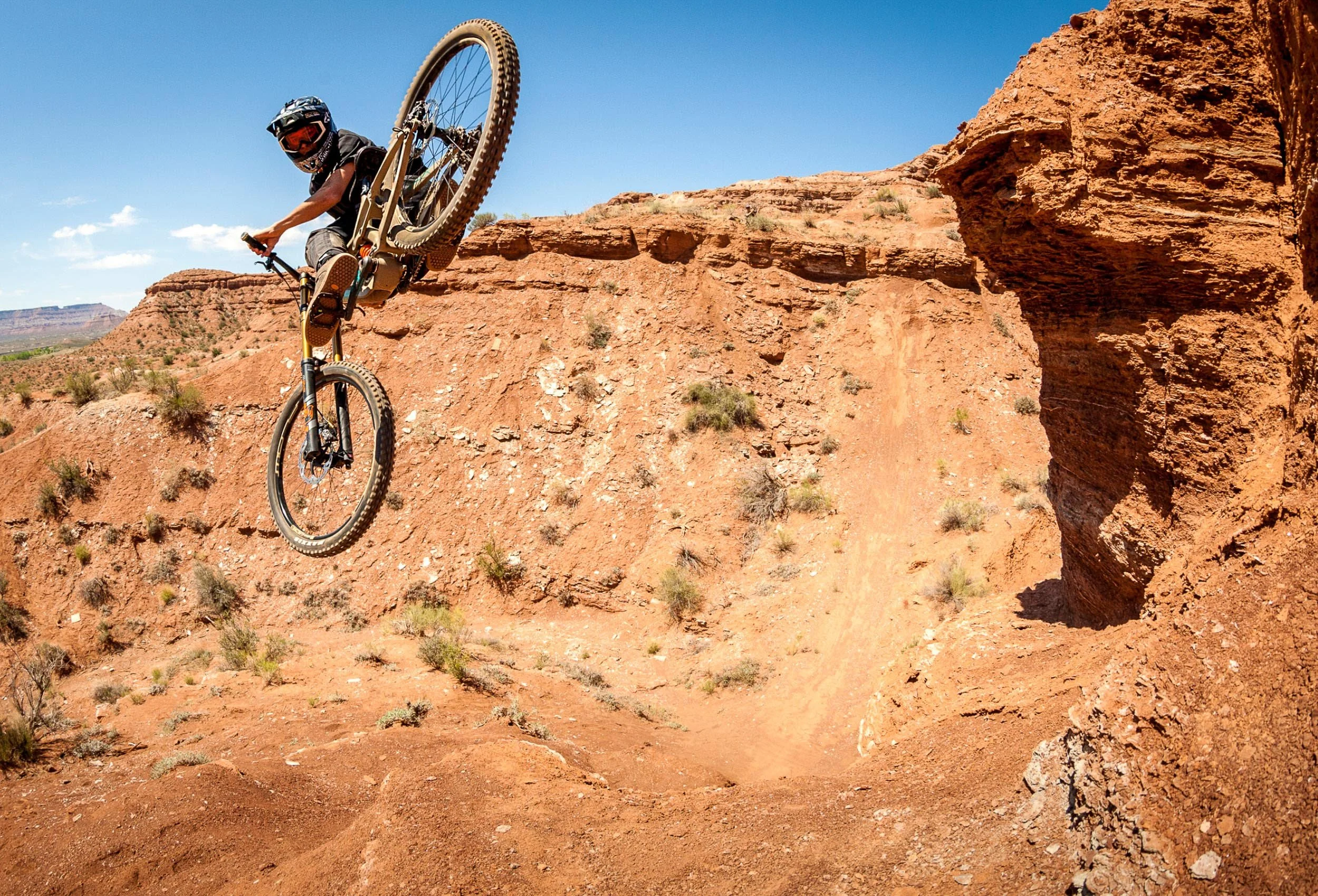 Timeless-Mtb-056-ReedBoggs-VirginUtah-ChrisWellhausen.jpg