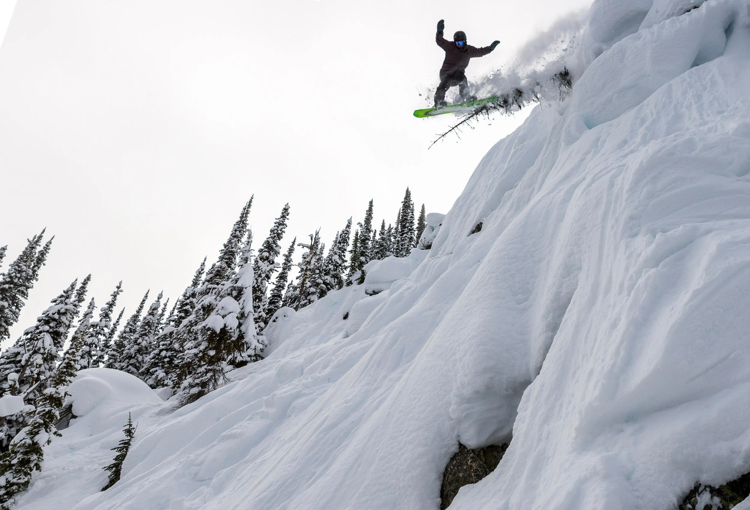 Snowboarding-109-JasonRobinson-LostTrail-Montana-ChrisWellhausen.JPG