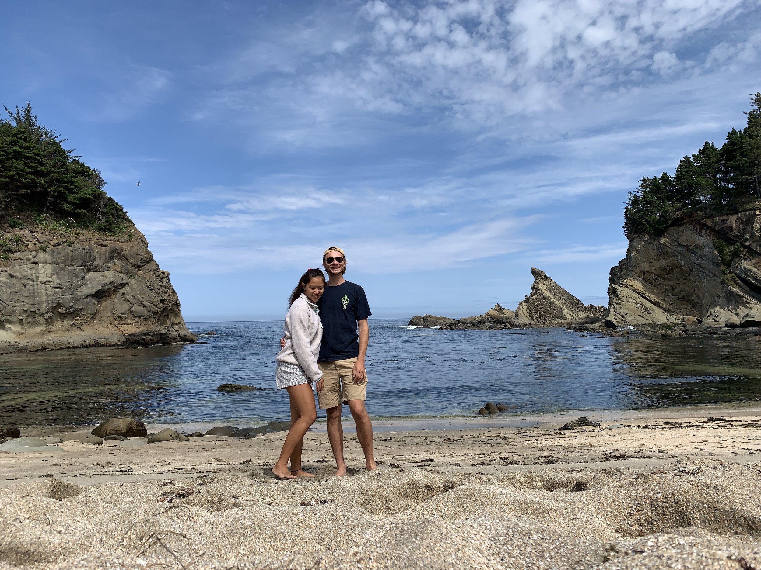 Anne and Chandler at Sunset Bay in Oregon (2019)