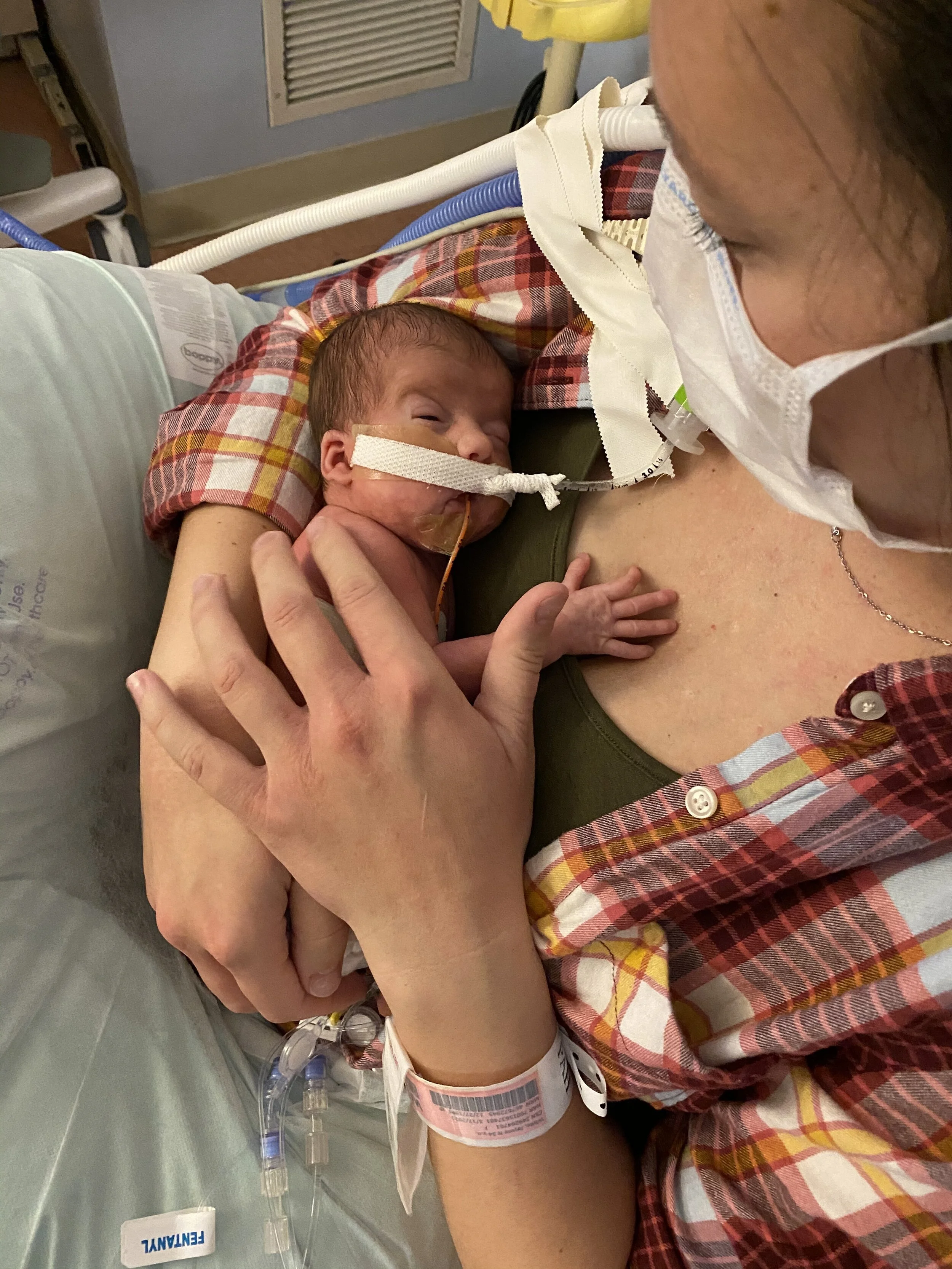 Dear NICU Mama, Christmas has not left you behind. 