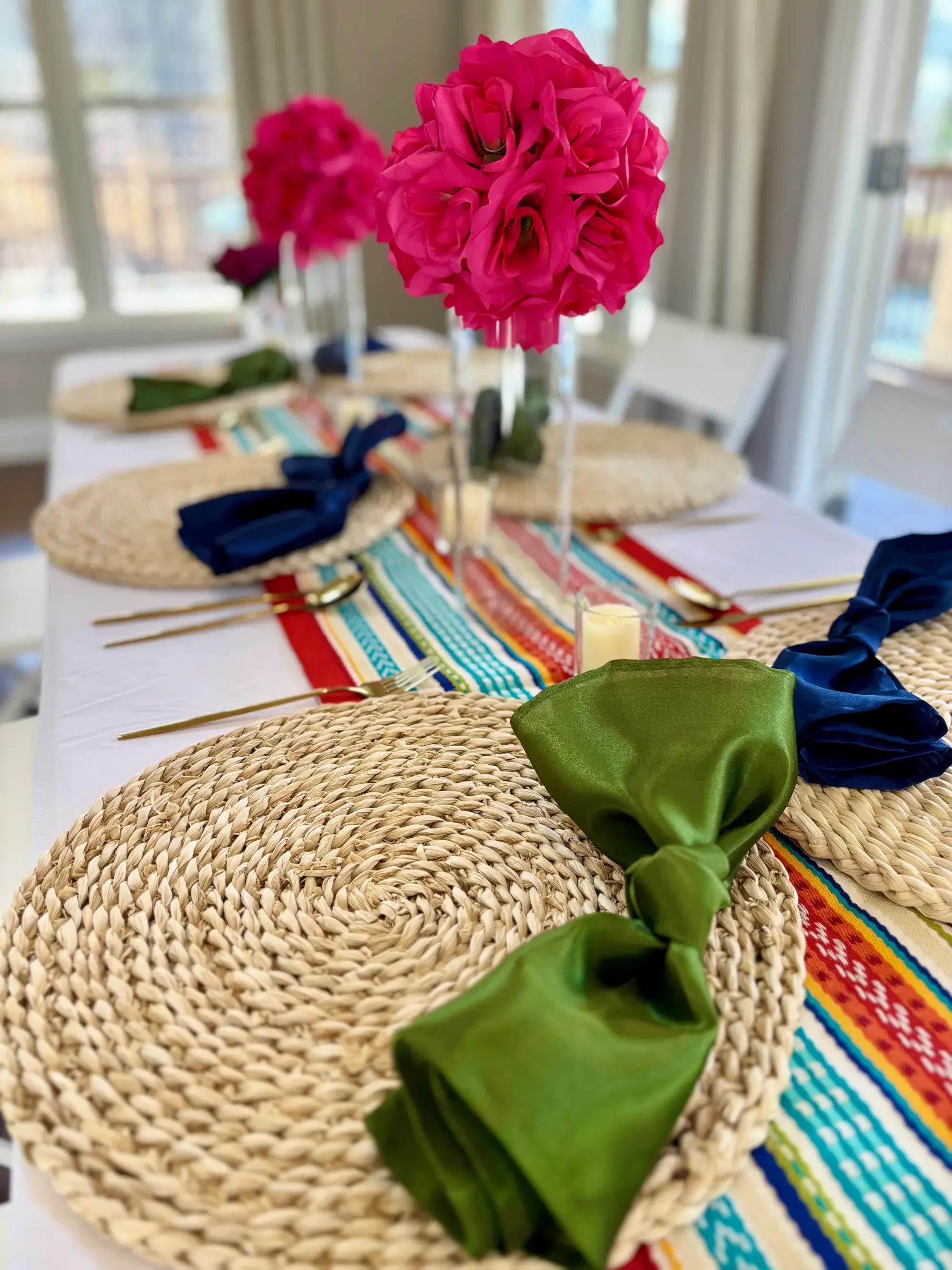 Summer fiesta table setting by Defining Moments Special Events