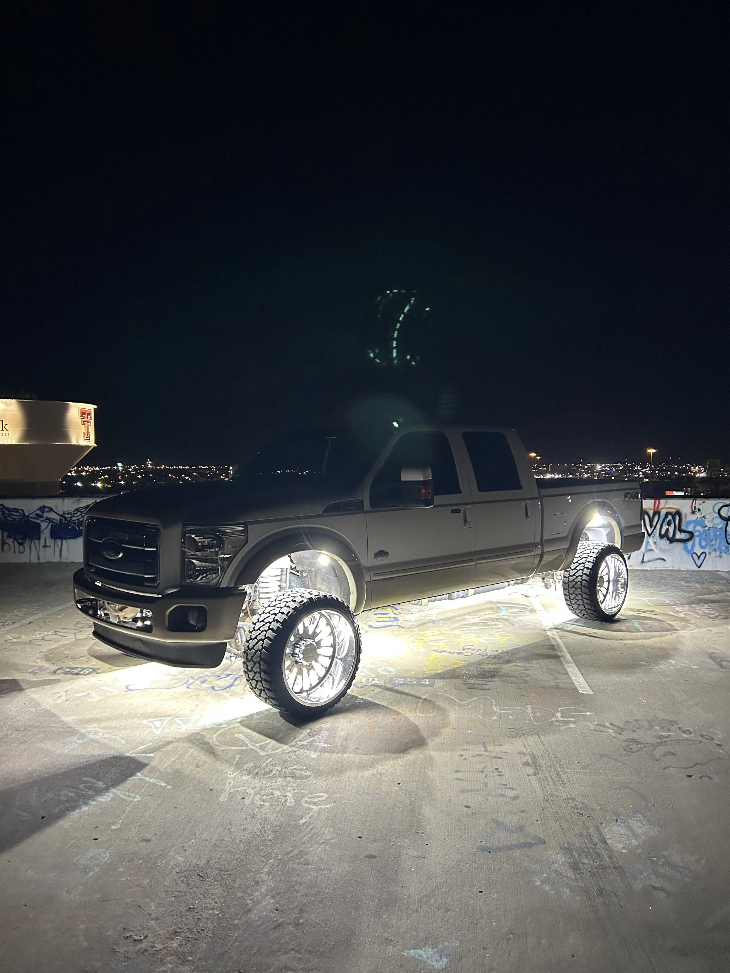 24 36 Chip Rocklights and 10 Rows