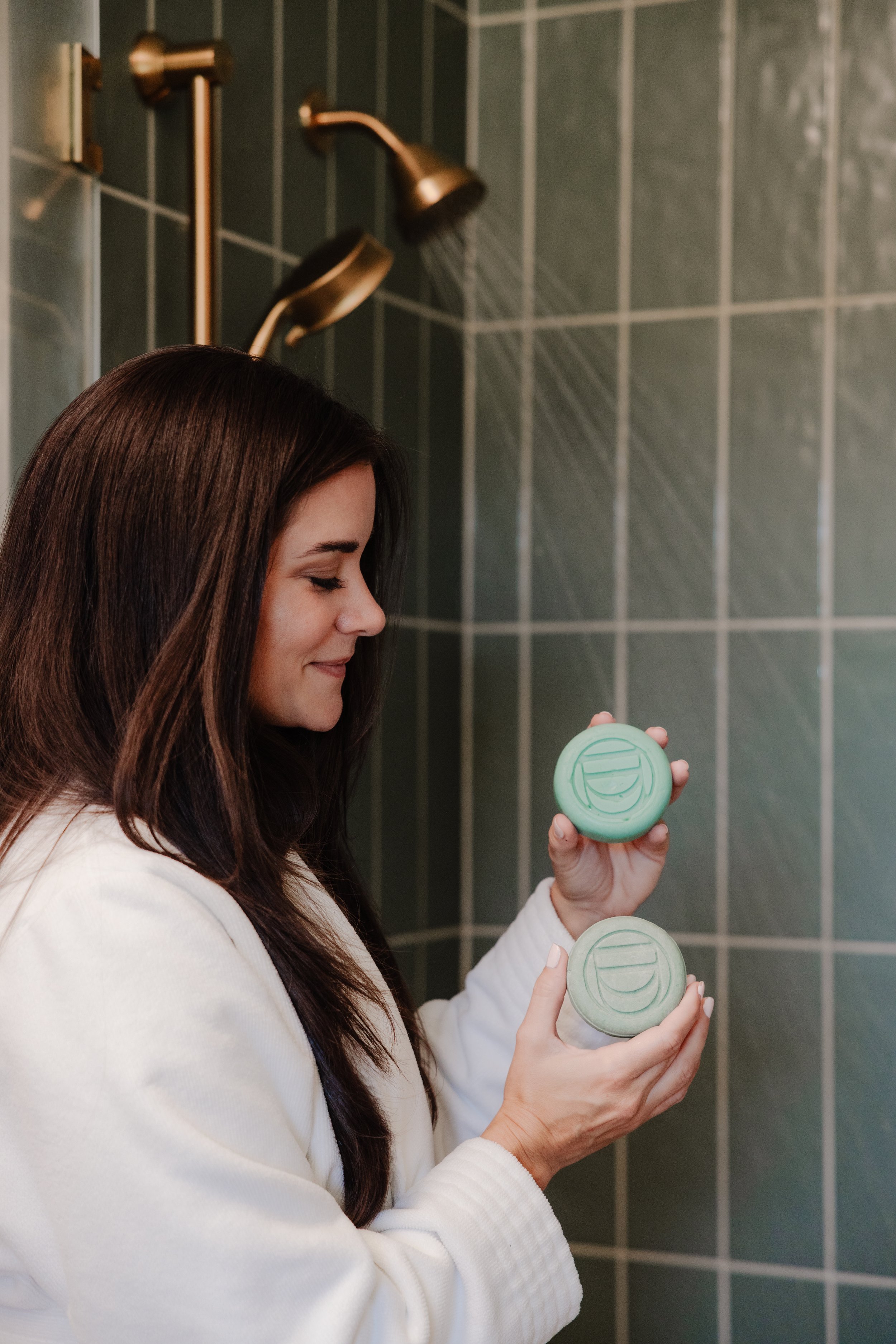 Botanical haircare ingredients for Dolgio shampoo and conditioner bars