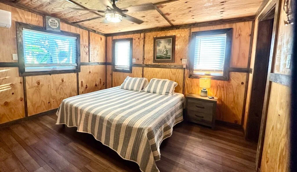 cabin6