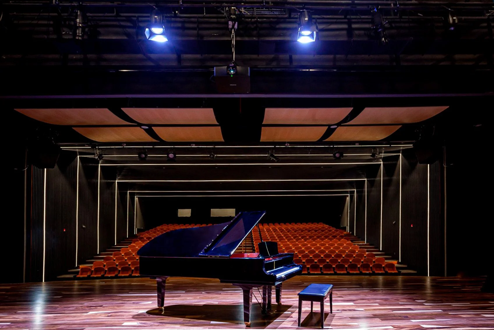 AUDITORIO HUMBOLDT 2.jpg