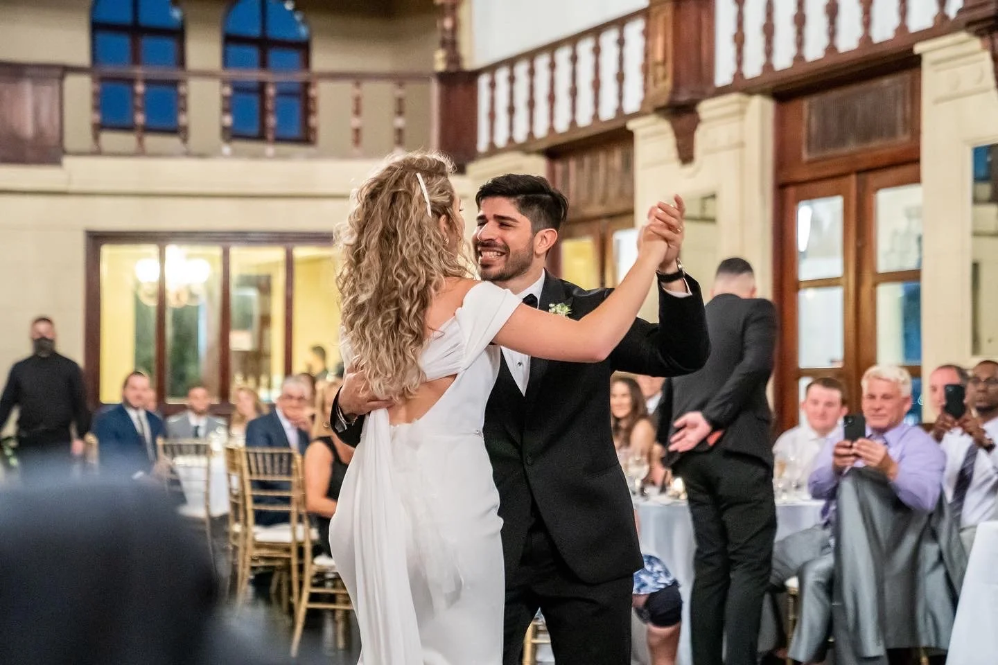 Paradise Vows PR owner Kendra and her husband on their wedding day in Puerto Rico. 