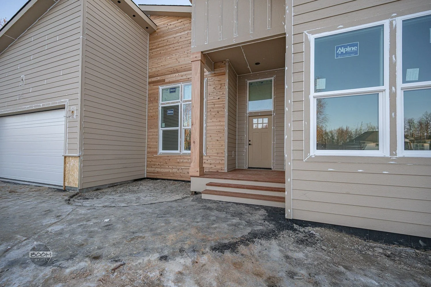 18-web-or-mls-1942 Cashatt Ave-18.jpg