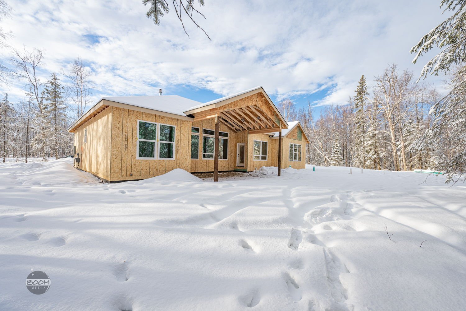 20-web-or-mls-2071 W Cameron Dr-20.jpg