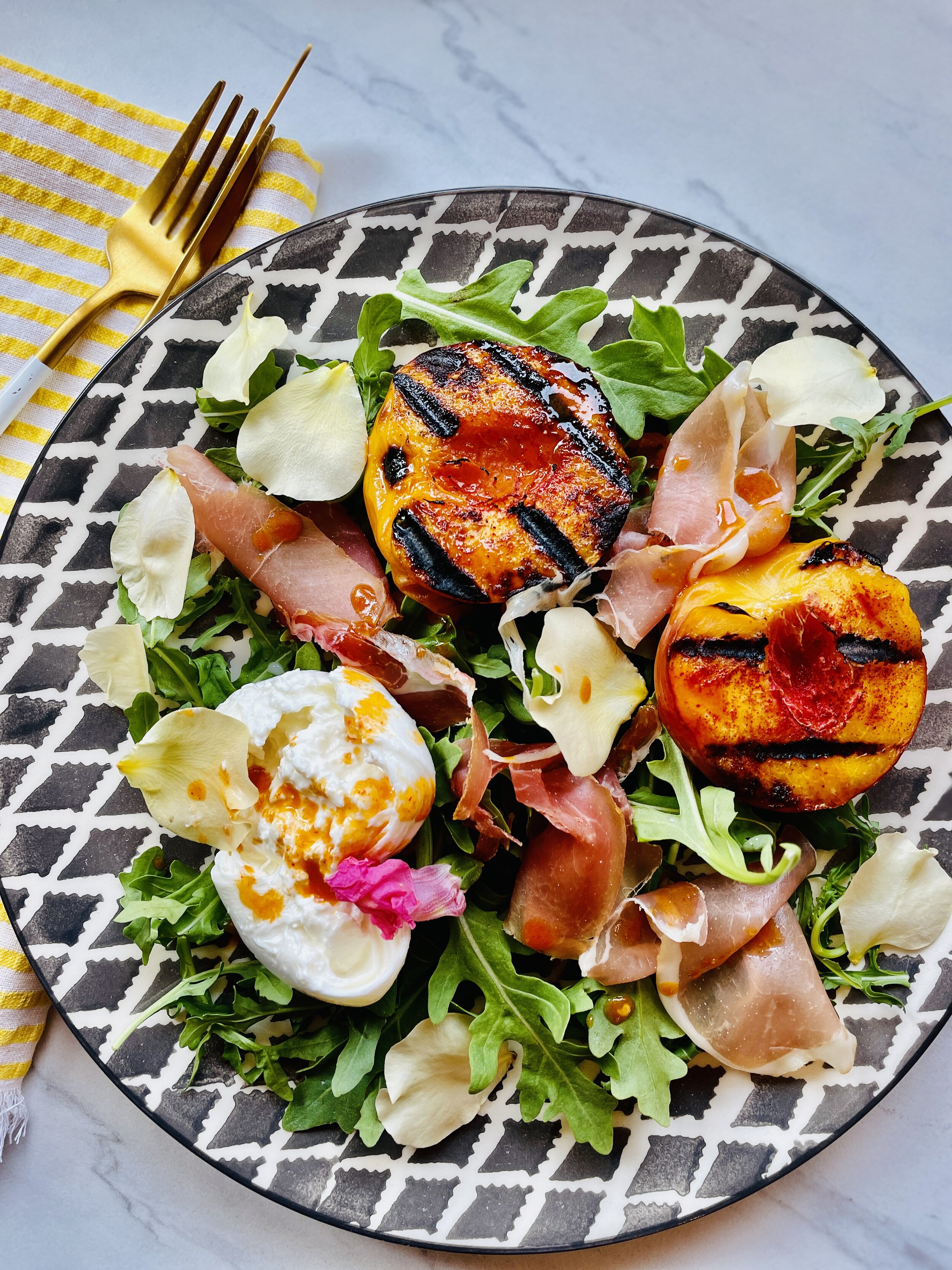 Grilled Peach Salad 2.0.jpg