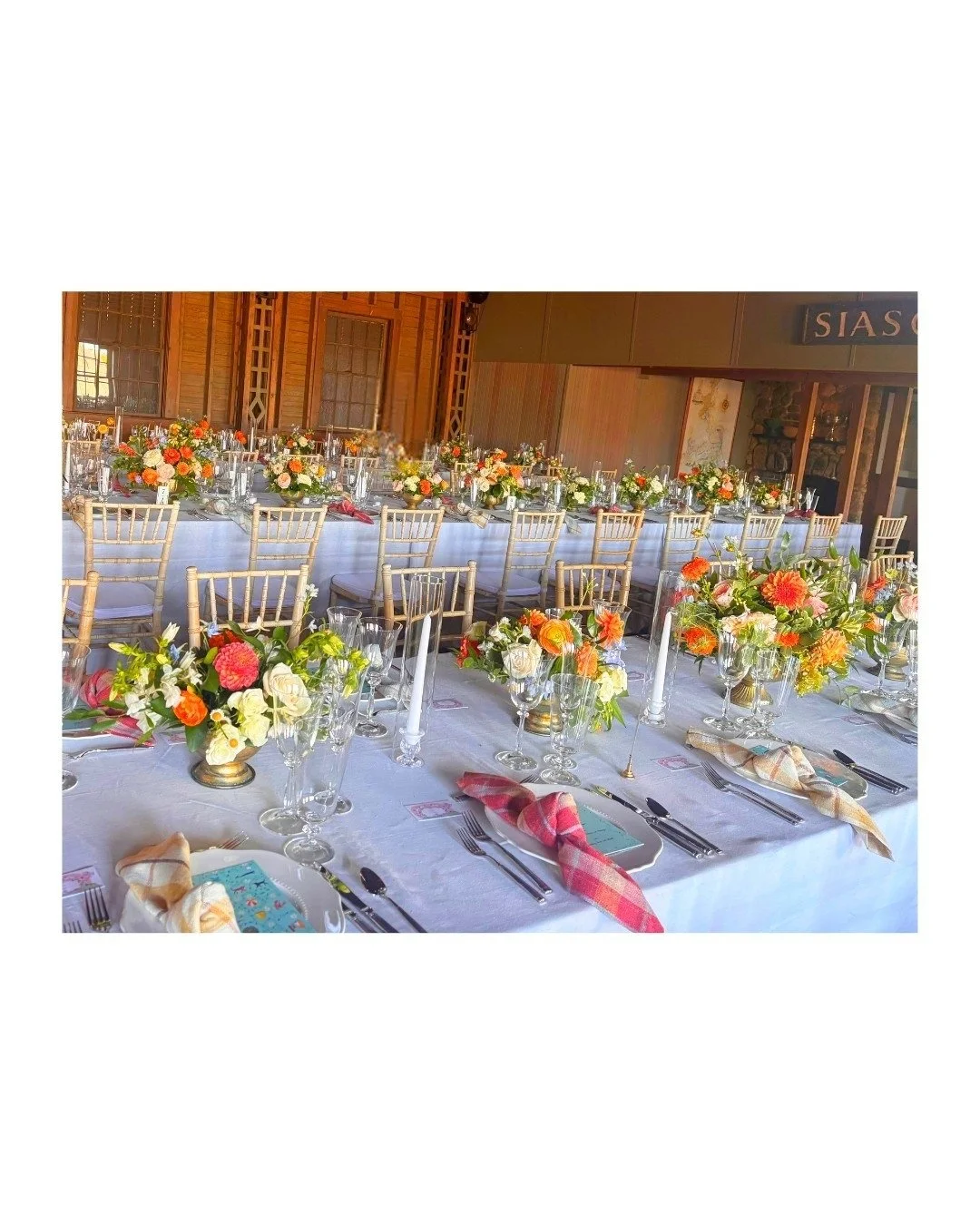 Every table should tell a story &mdash; this one spoke of Sconset gardens and vintage Nantucket! 

*
*
*
*
*
#bostonflorals #bostonfloraldesign #floralart #bostonevents #eventflorals #floraldesign #Nantucket #nantucketflorist