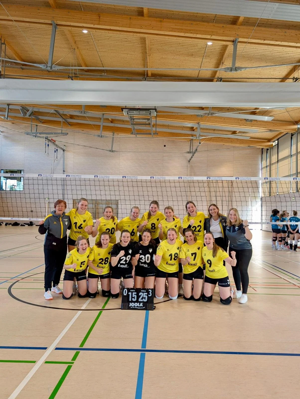 Die Damen 2 des SVF verabschieden sich mit einem Sieg aus der Bezirksliga