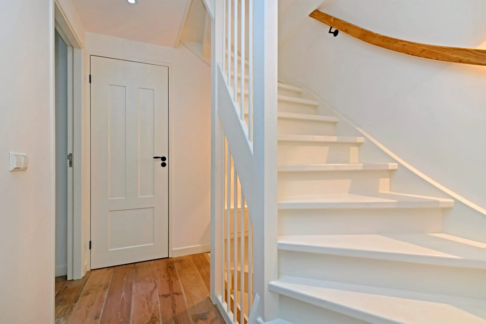 WhatsApp Image 2025-10-27 at 4.52.09 PM (3).jpeg