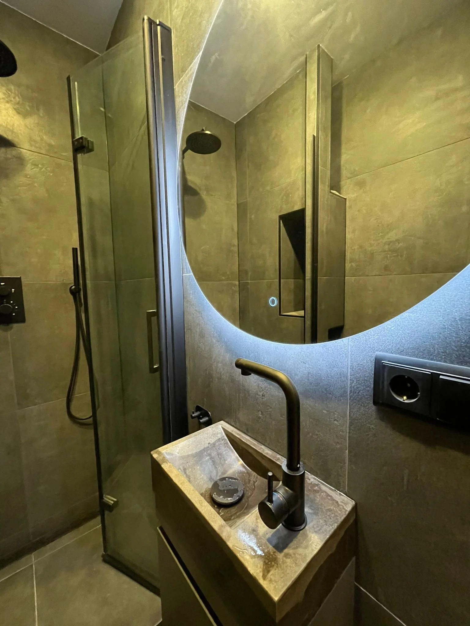 WhatsApp Image 2025-10-27 at 5.01.22 PM (3).jpeg