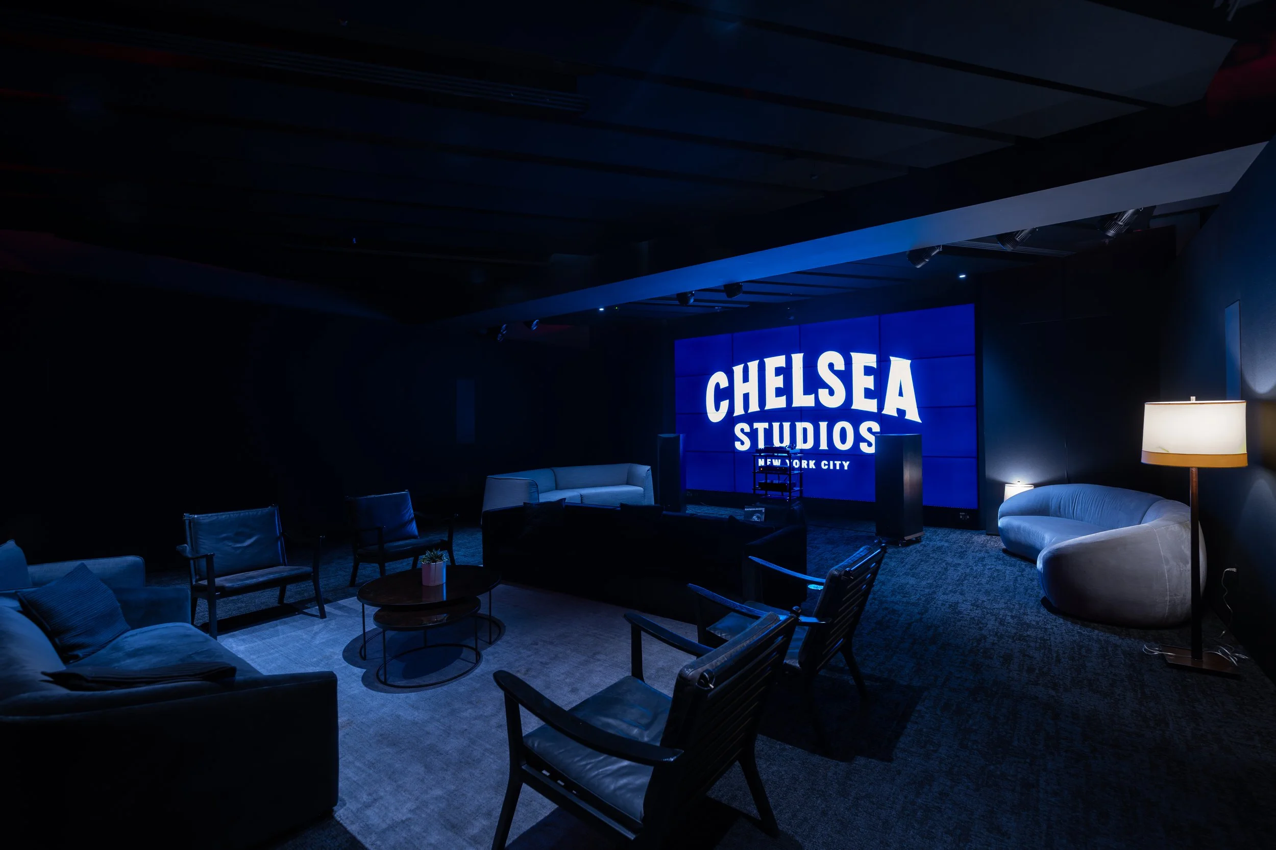 CREATIVE LOUNGE 3.jpg
