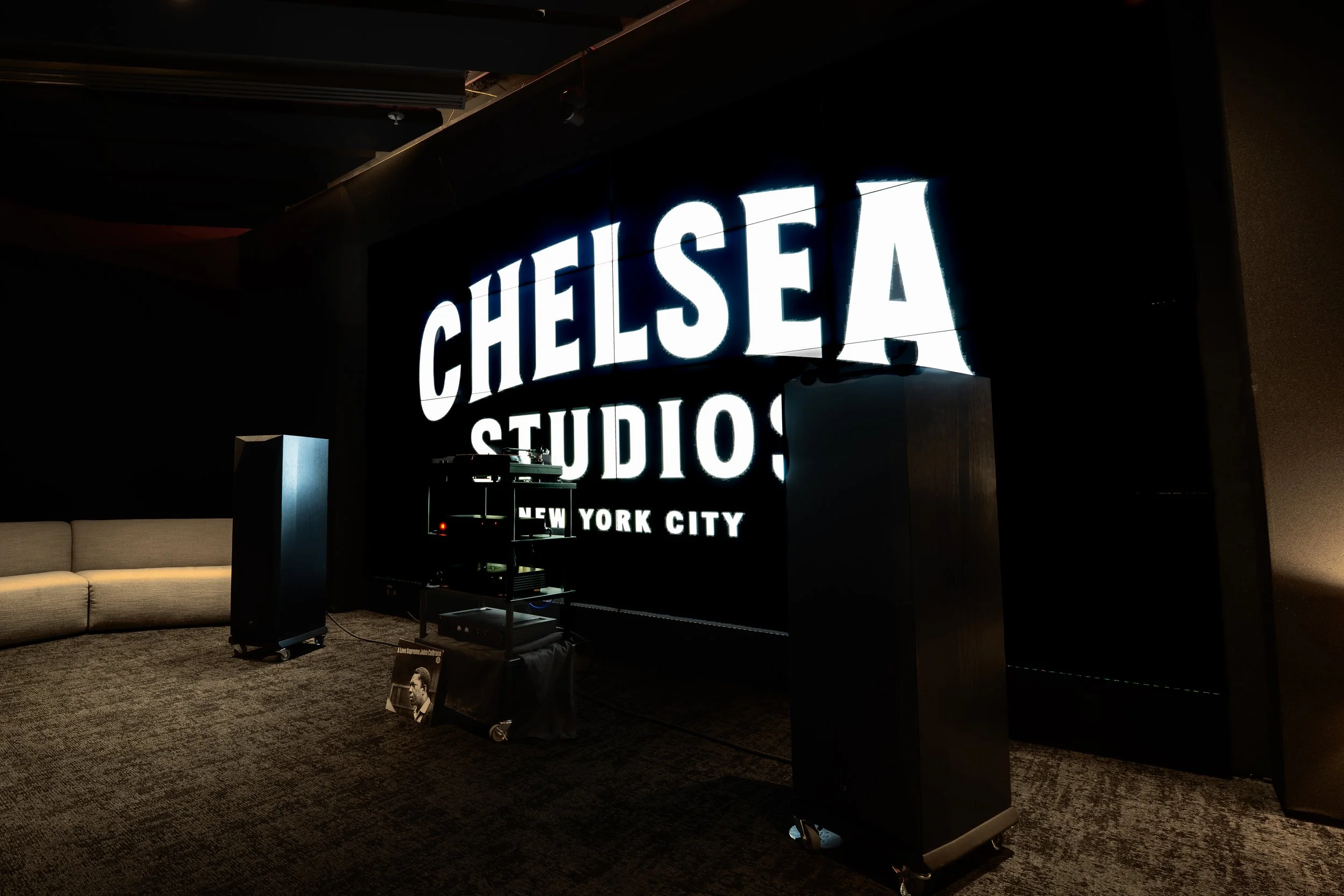 CREATIVE LOUNGE 5.jpg