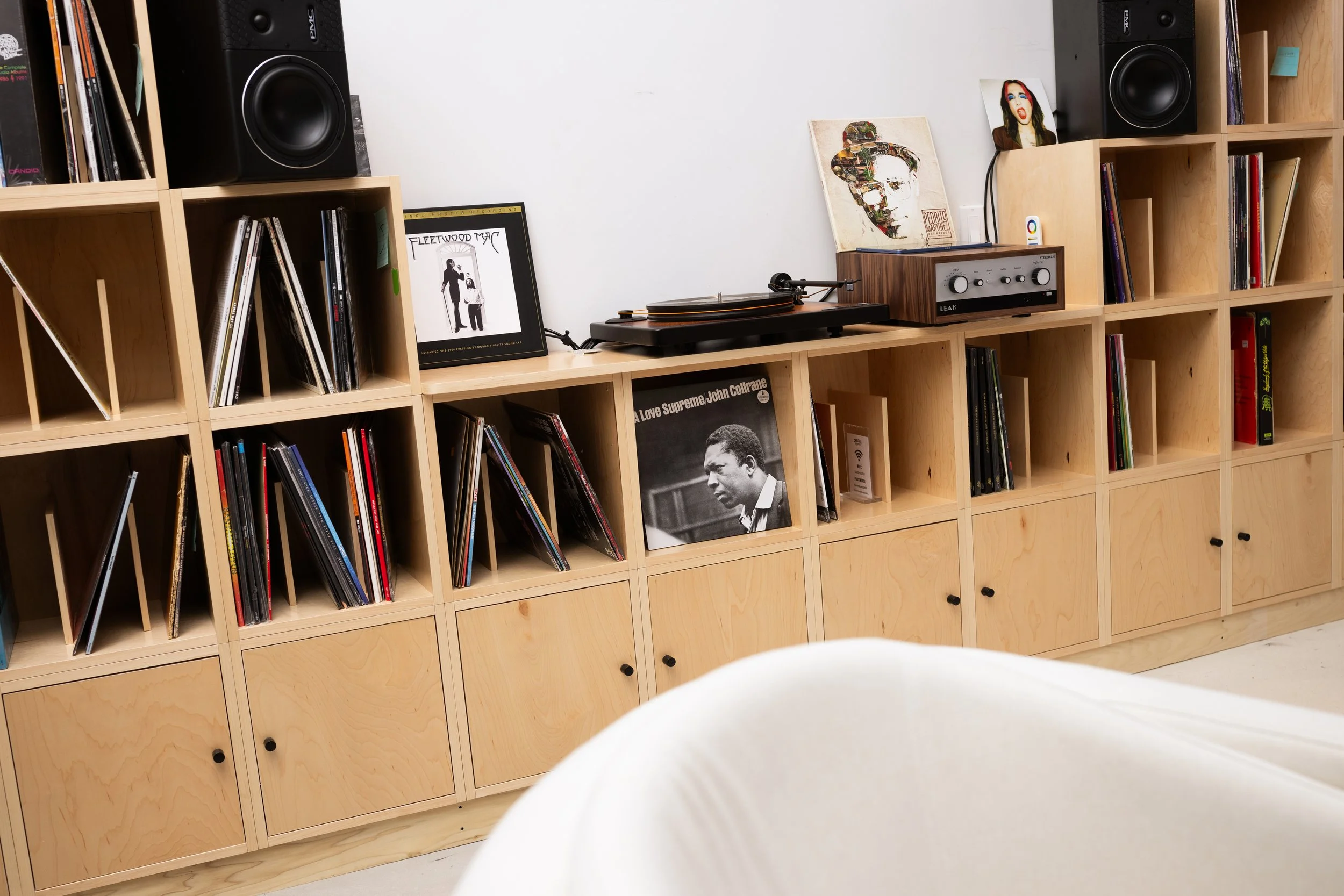VINYL LOUNGE.jpg