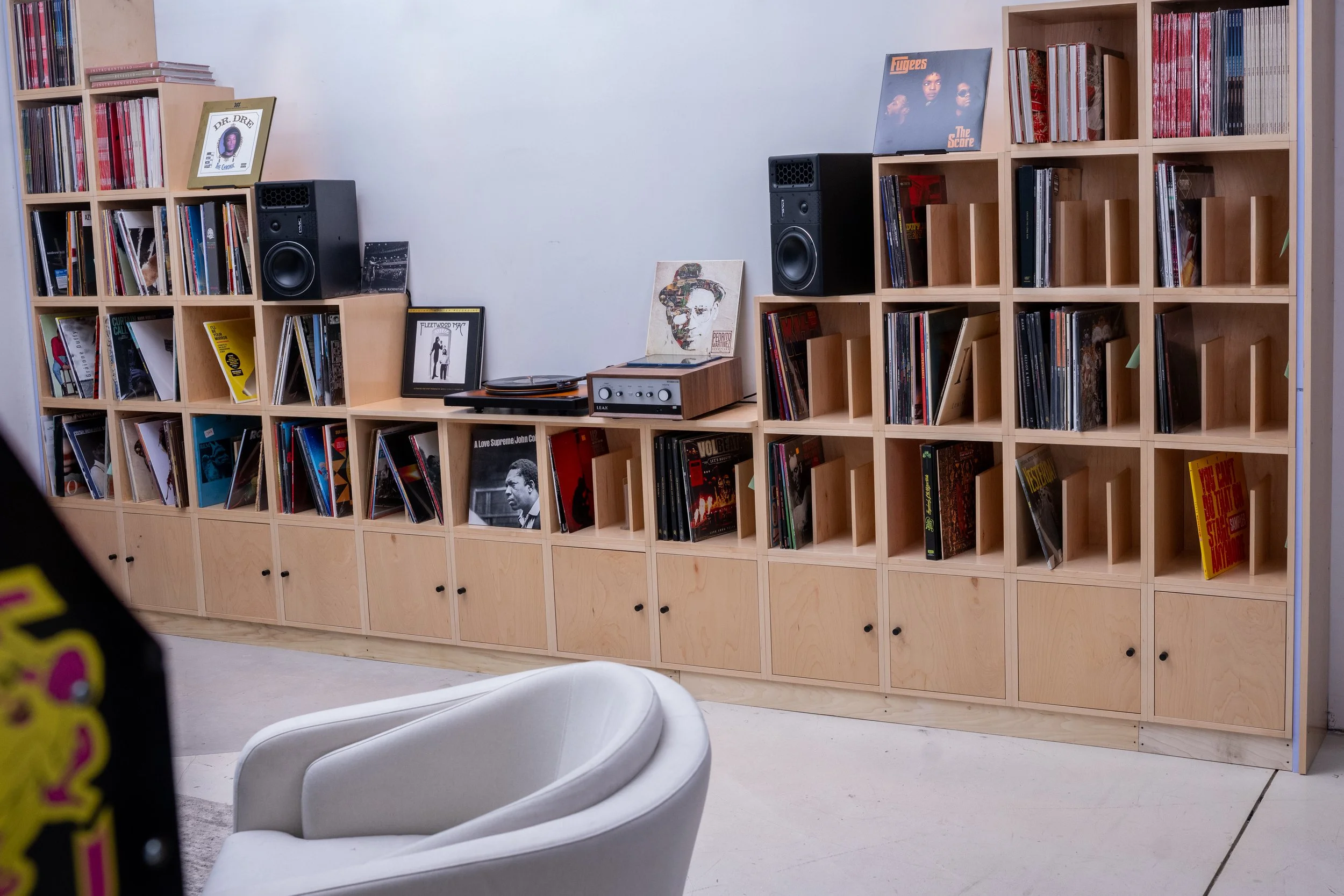 VINYL WALL 3.jpg