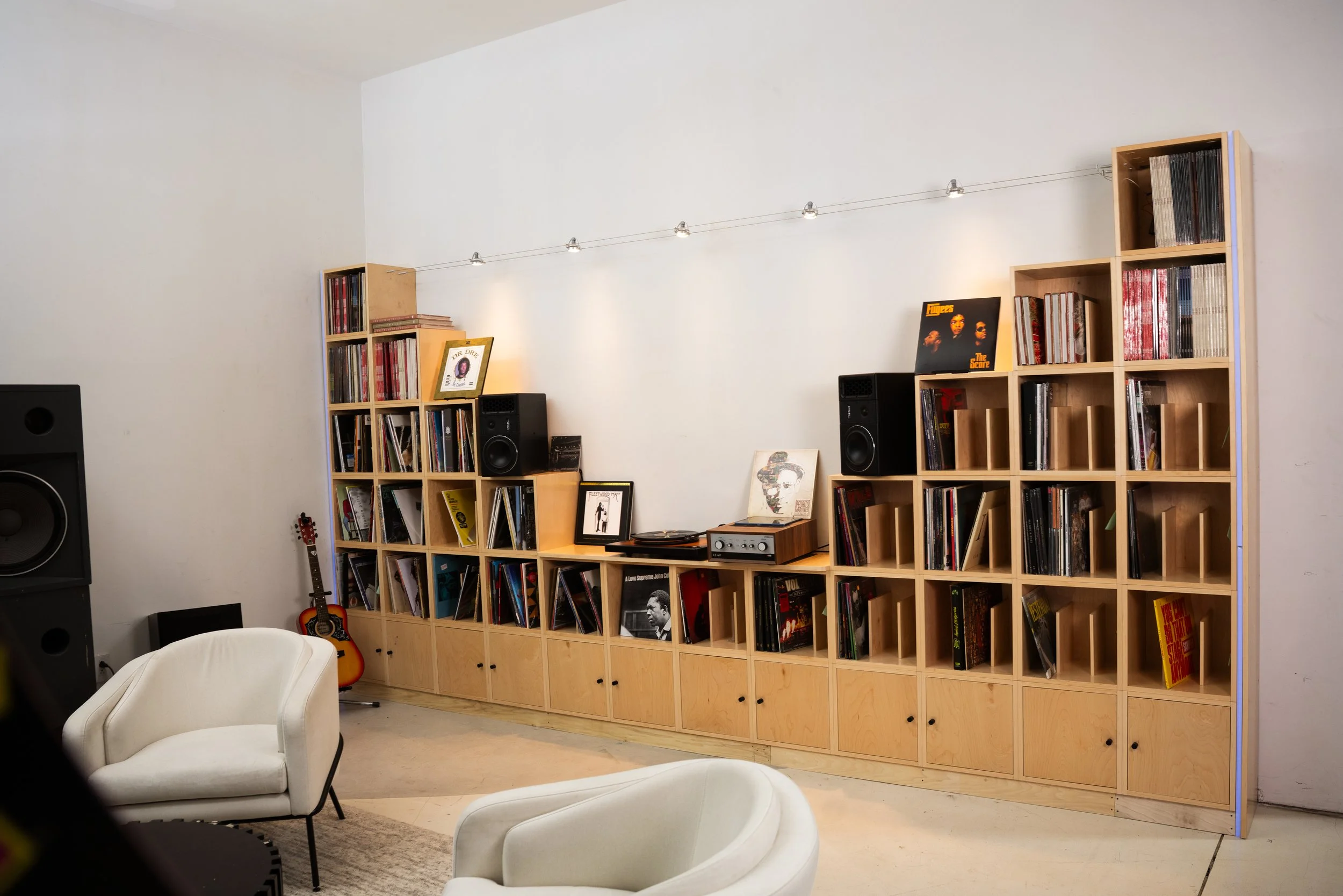 VINYL WALL 9.jpg