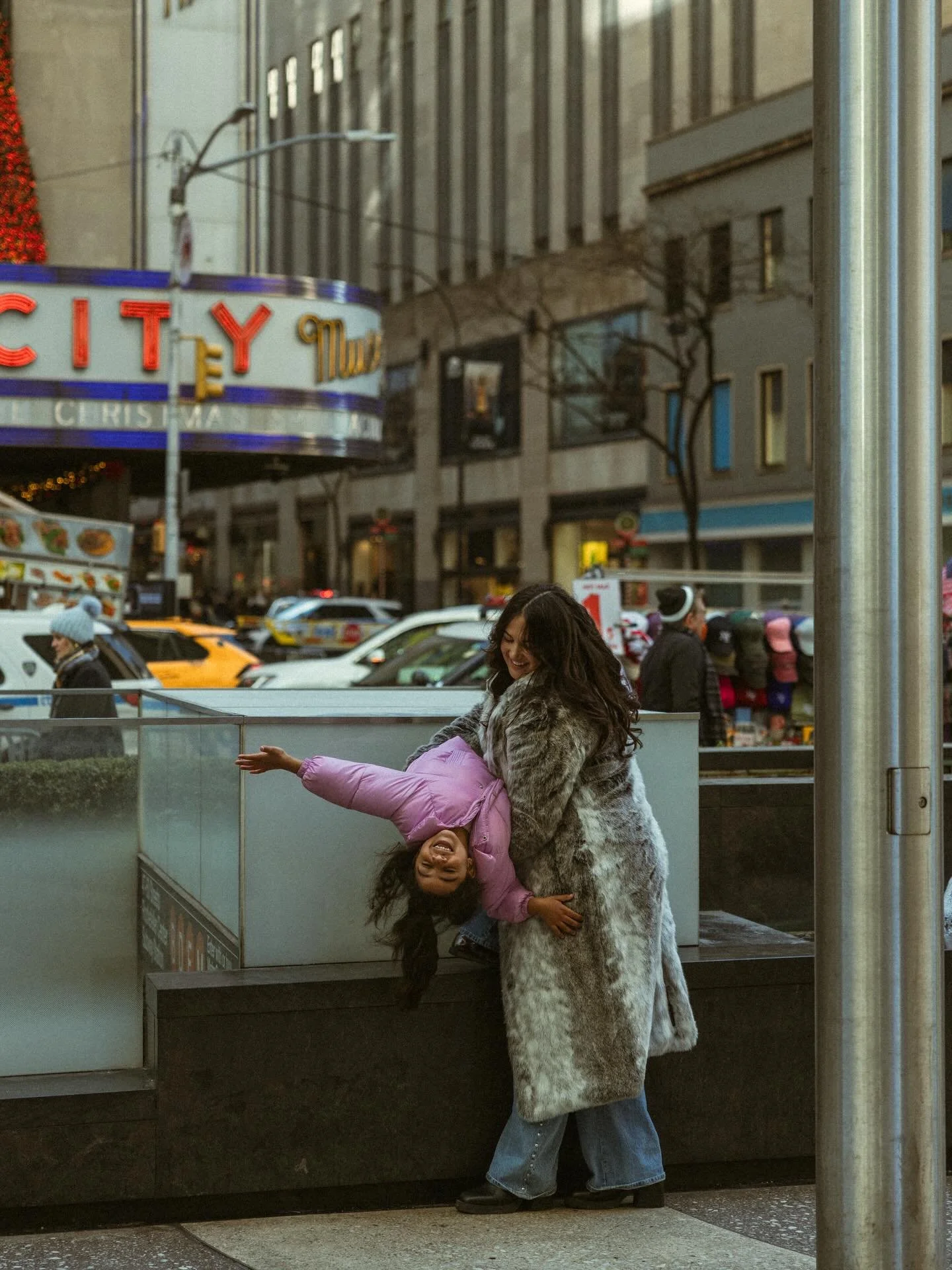 Only 347 days until Christmas! 🎄

A mommy &amp; me session in nyc? A dream. These have to be the sweetest photos ever, and not just because there are giant candy canes. I&rsquo;ve had the pleasure of documenting Lauren 3 times now, and Maya twice, a