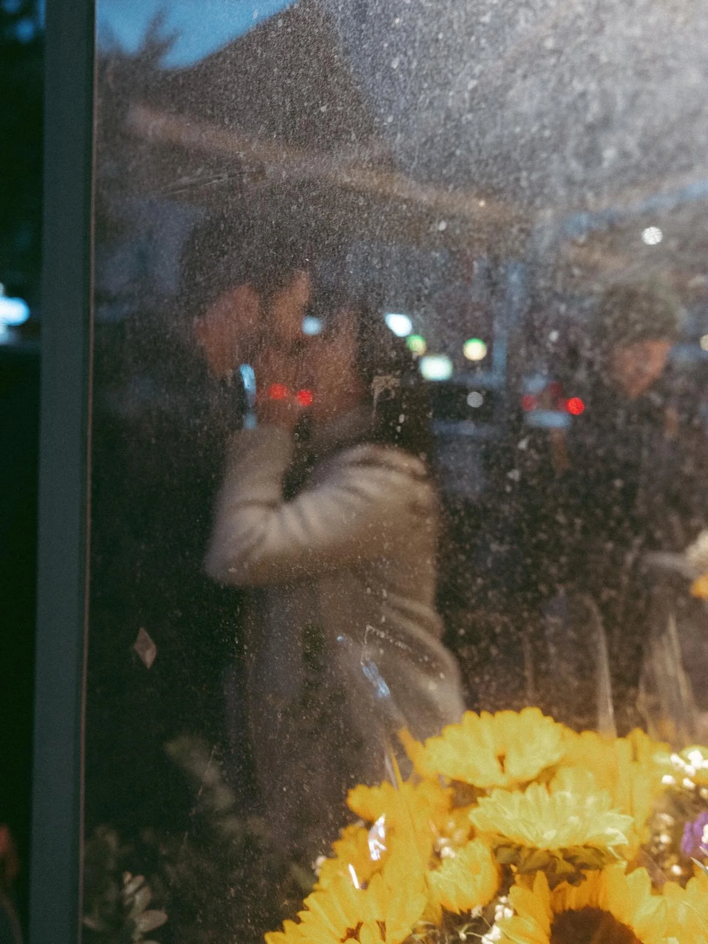 stop &amp; smell the flowers 

//

keywords
brooklyn, nyc photographer, nj photographer, new york city, new jersey, inclusive photographer, documentary photography, wedding photographer, storytelling, cinematic photographer, authentic moments