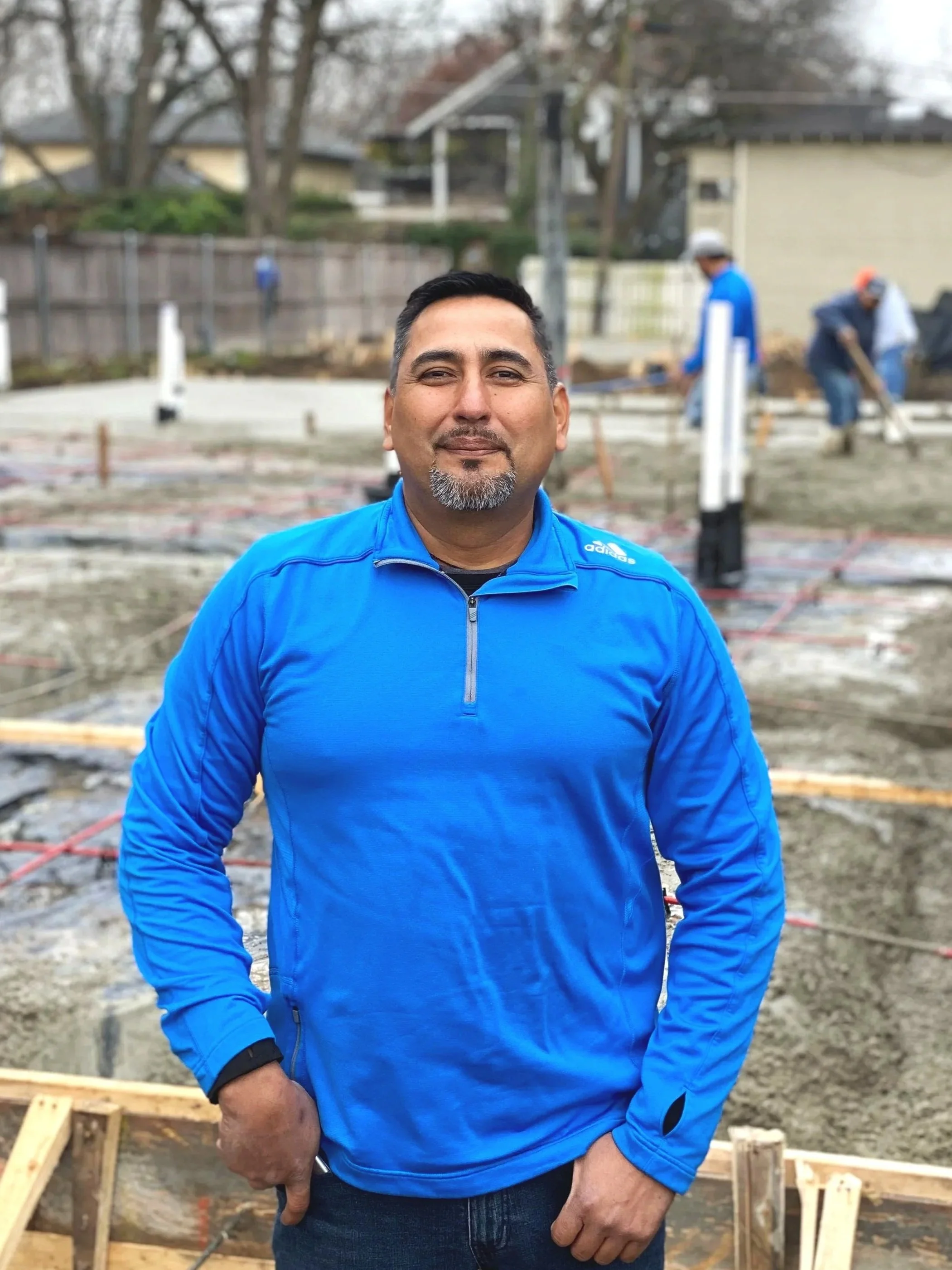 Jose Chavez, Head Pool Builder at Cascades Dallas, overseeing on-site construction and customer coordination for custom pools and outdoor projects.