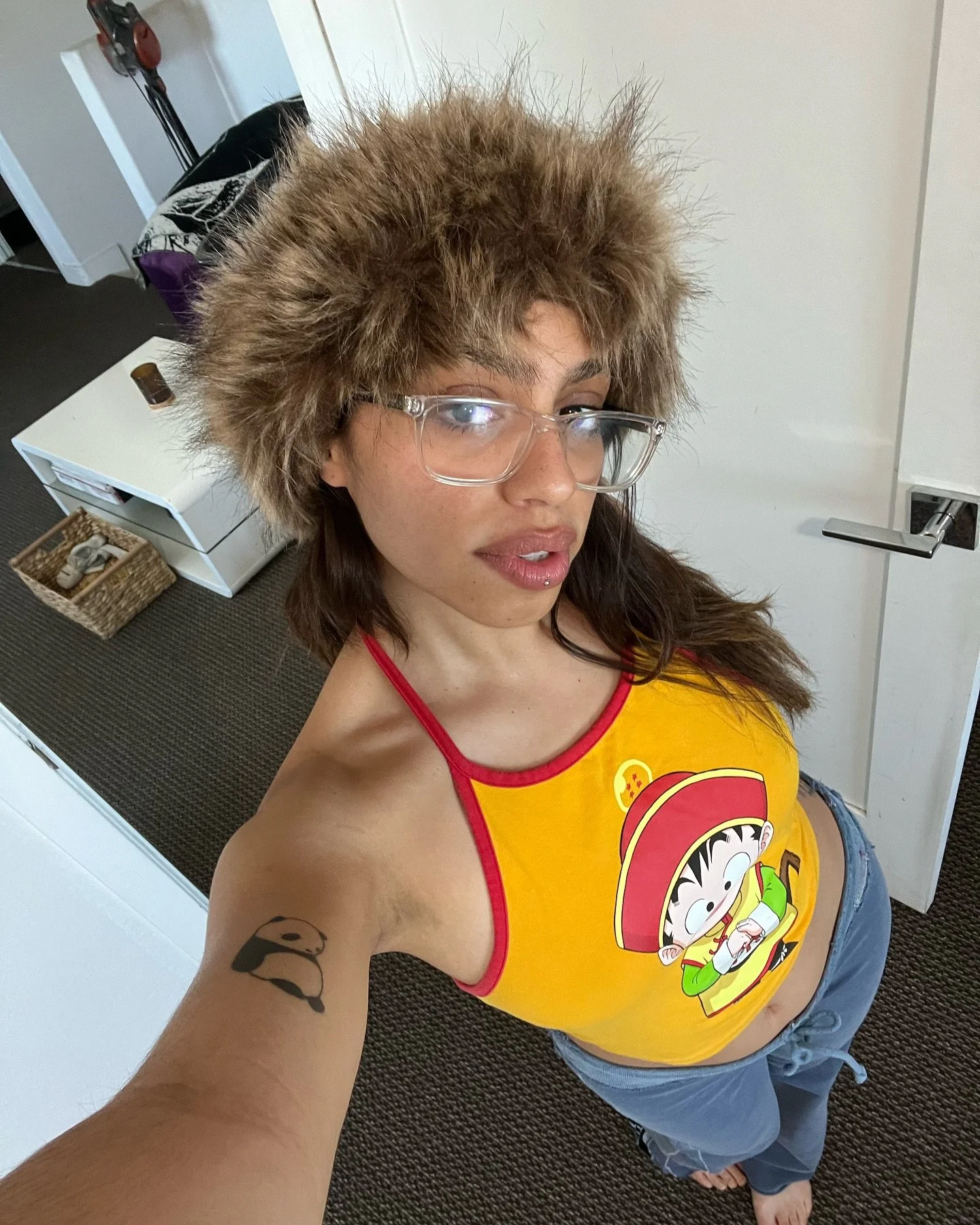 this me from a week ago chillen in my comfies at home lookin like joe dirt lmfao so ANYWAY ima need ya&rsquo;ll to tap that link in my bio n go stream my songs n watch the damn music videos to them. pls n thx u! 🥺👉🏽👈🏽🤬🥰☄️🥫🍟🥹❤️