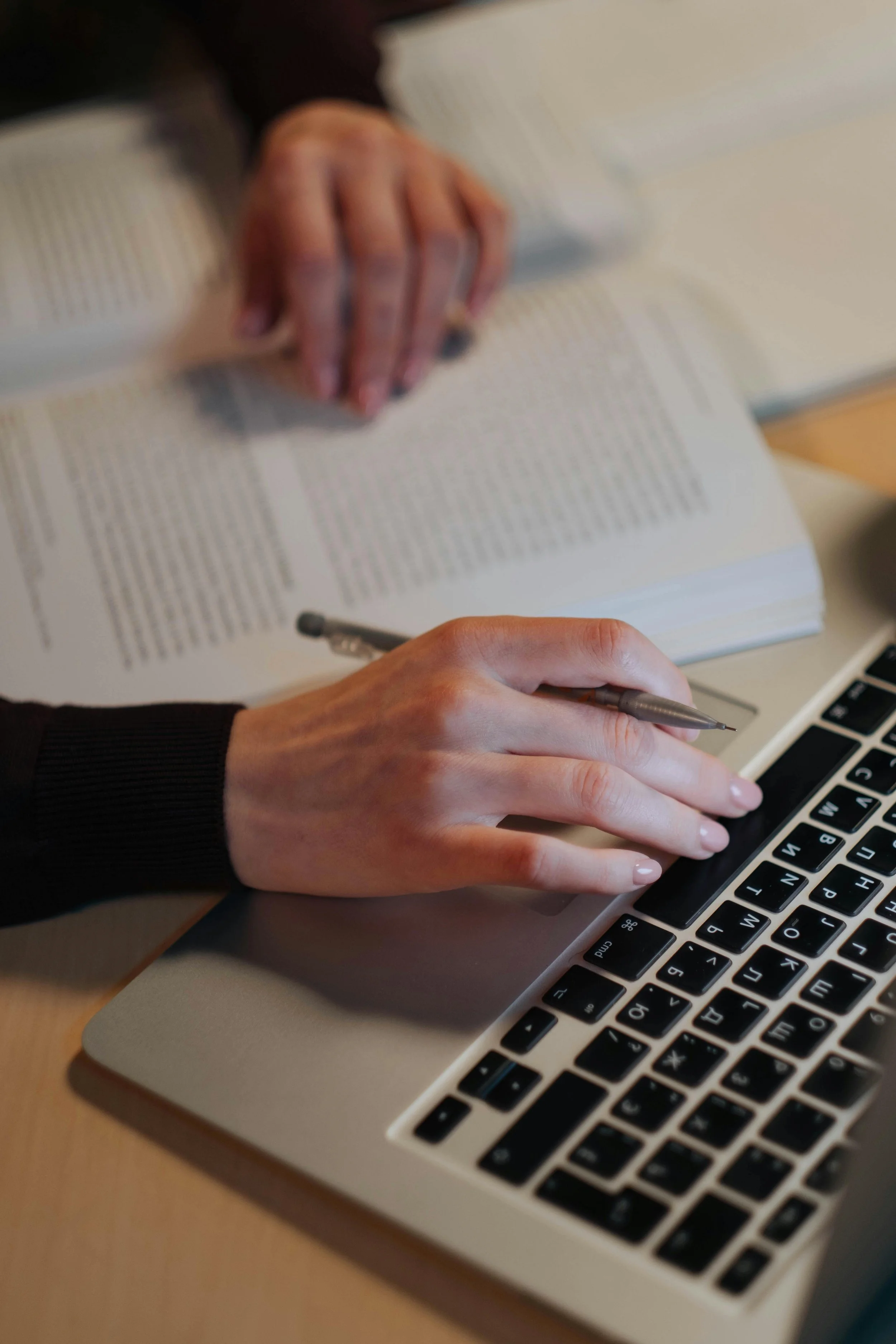 How to start selling online. Beginners Guide.Risks.Profits.Mistakes.