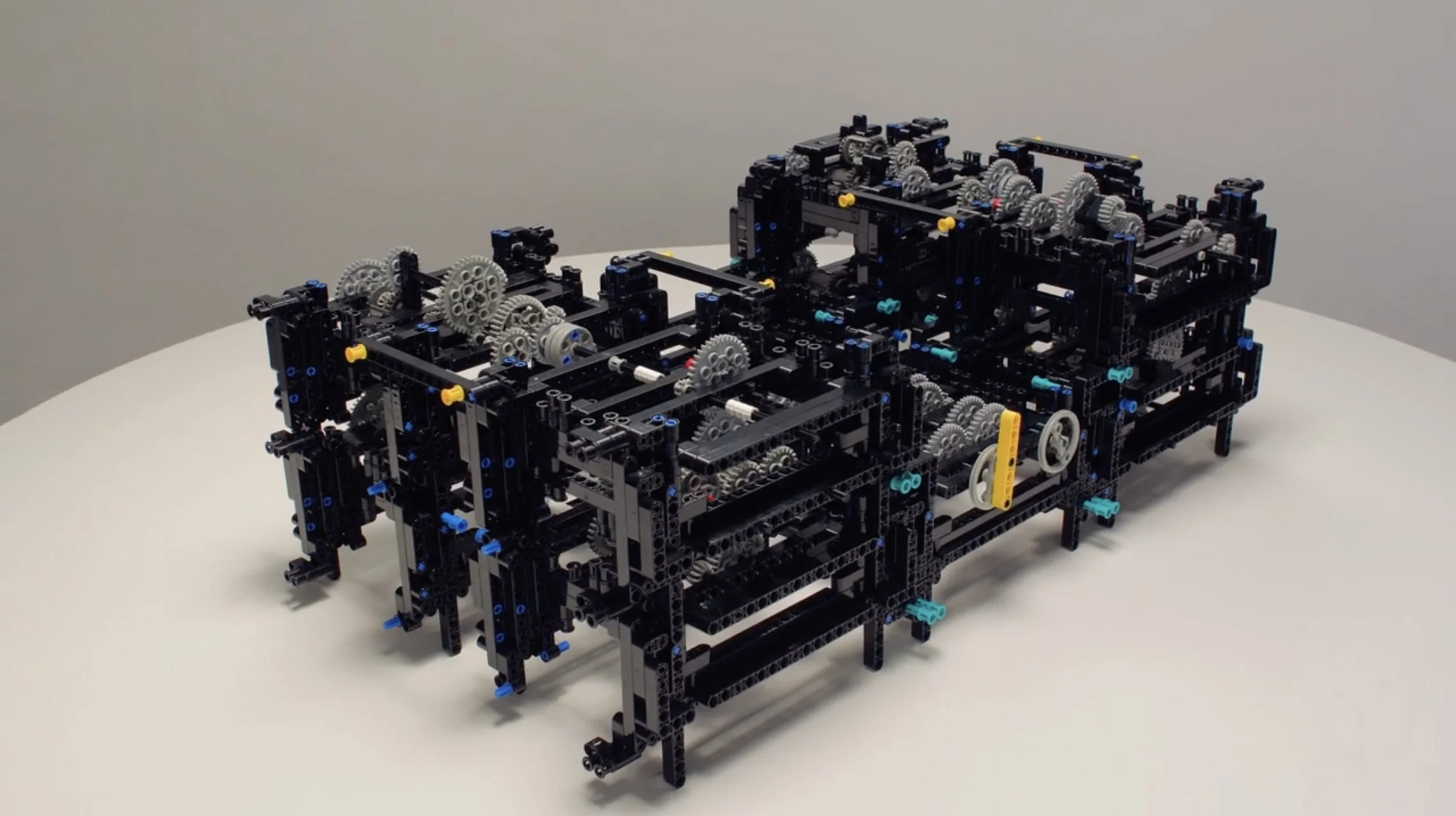 a 2000-year-old computer, animated in LEGO
