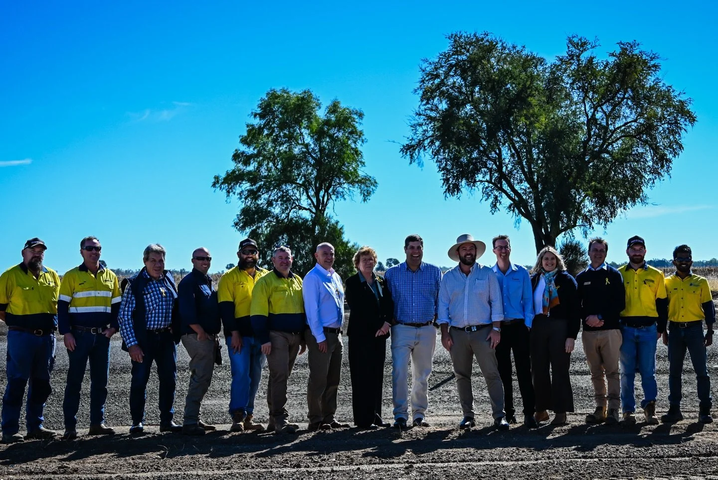 It was great to welcome Minister for Transport and Main Roads Brent Mickelberg to the Yuleba&ndash;Surat Road project we are delivering for the Maranoa Regional Council👷🏼&zwj;♂️🚧

With 75% of works now complete, this upgrade is delivering safer, m