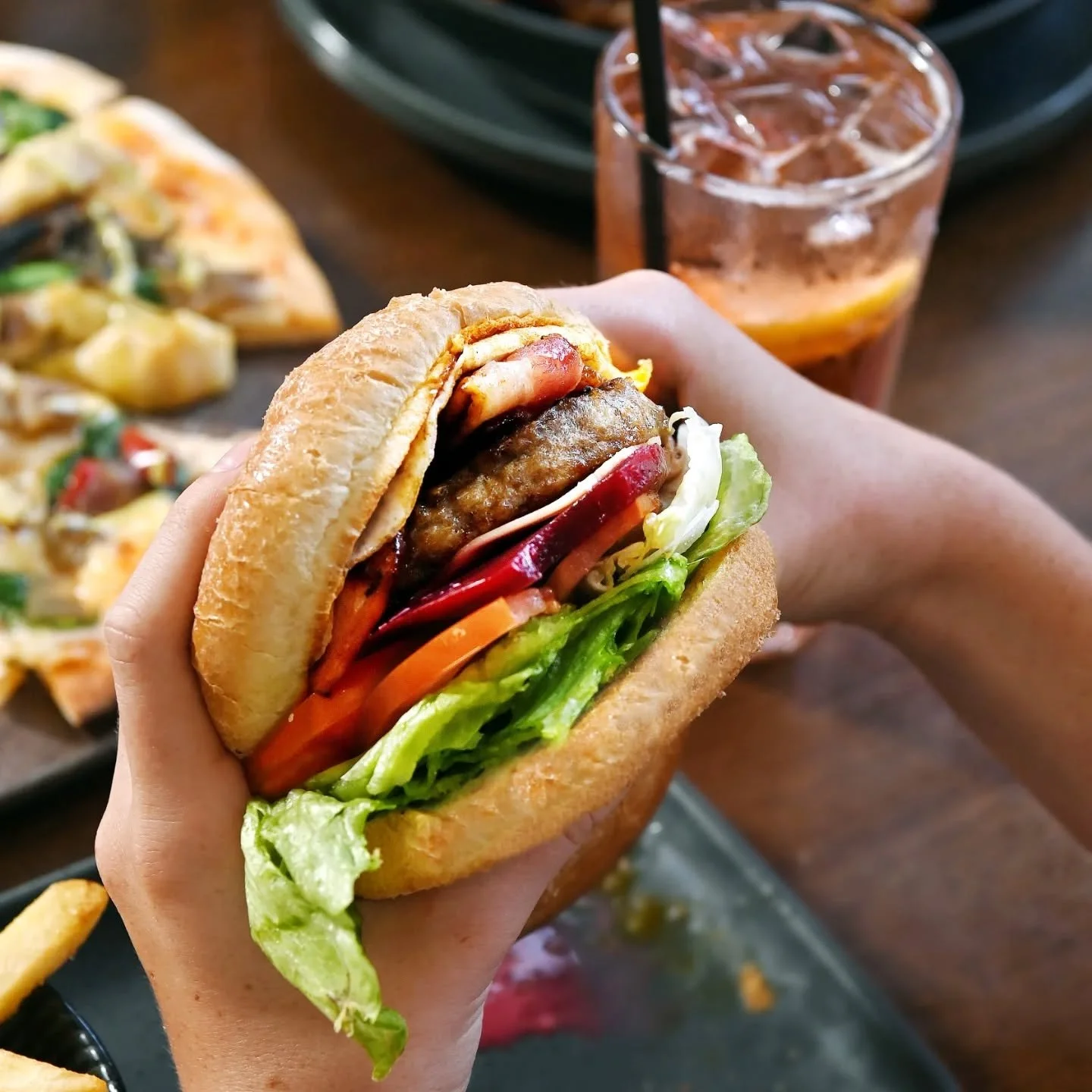Capturing more than just food&hellip; every detail, colour, and texture shows the thought put into each dish. 🤍 

The @cowboysleaguesclub  menu is ready for its close-up, and we loved creating content that makes it feel like home on your plate.

#sh