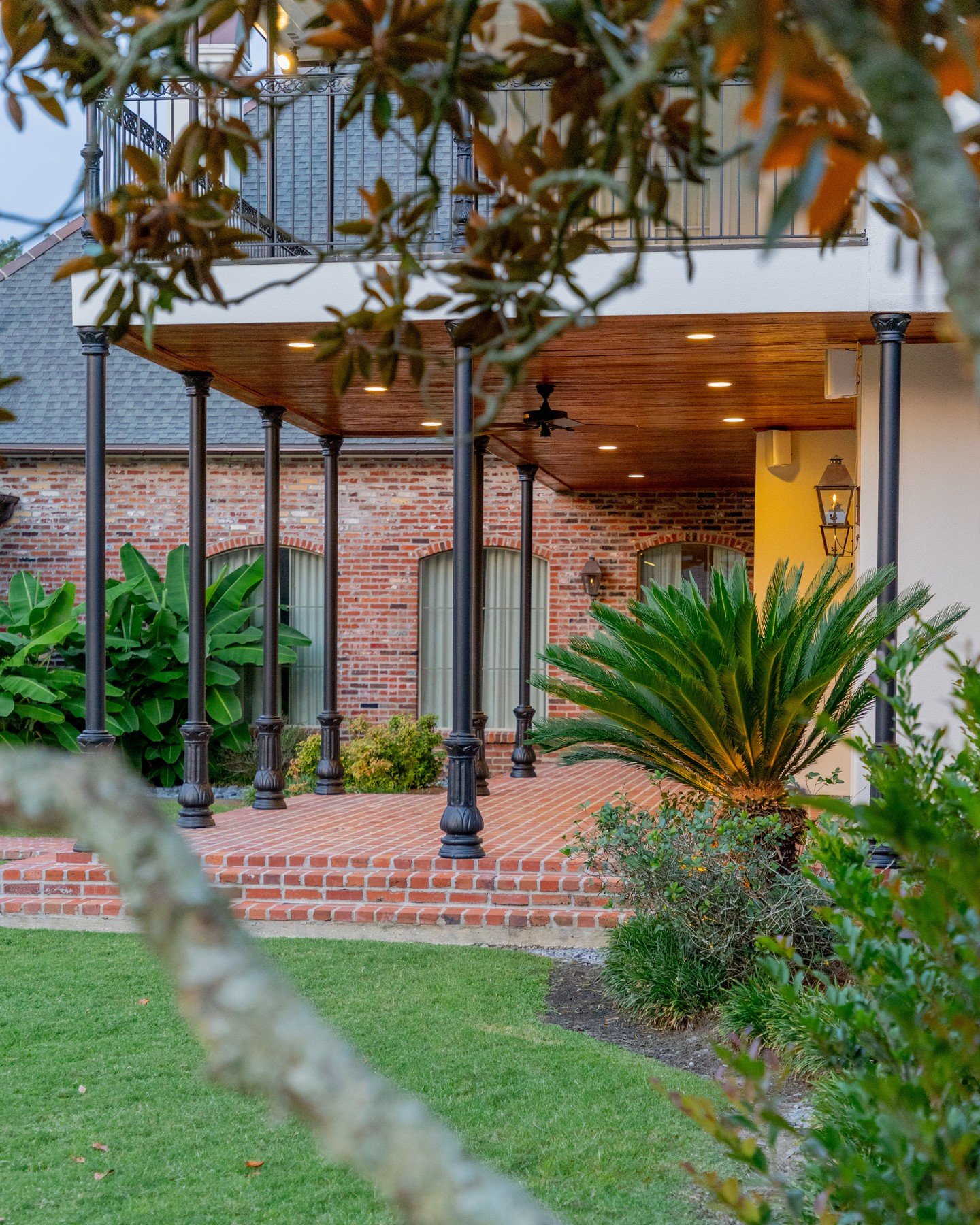 This back porch is the showstopper. Ornate ironwork, gorgeous brick, and pure Southern charm.⁠
⁠
We help real estate pros turn architectural details into high-impact content that closes deals.⁠
⁠
#LuxuryRealEstate #RealEstateMarketing #BackPorchGoals