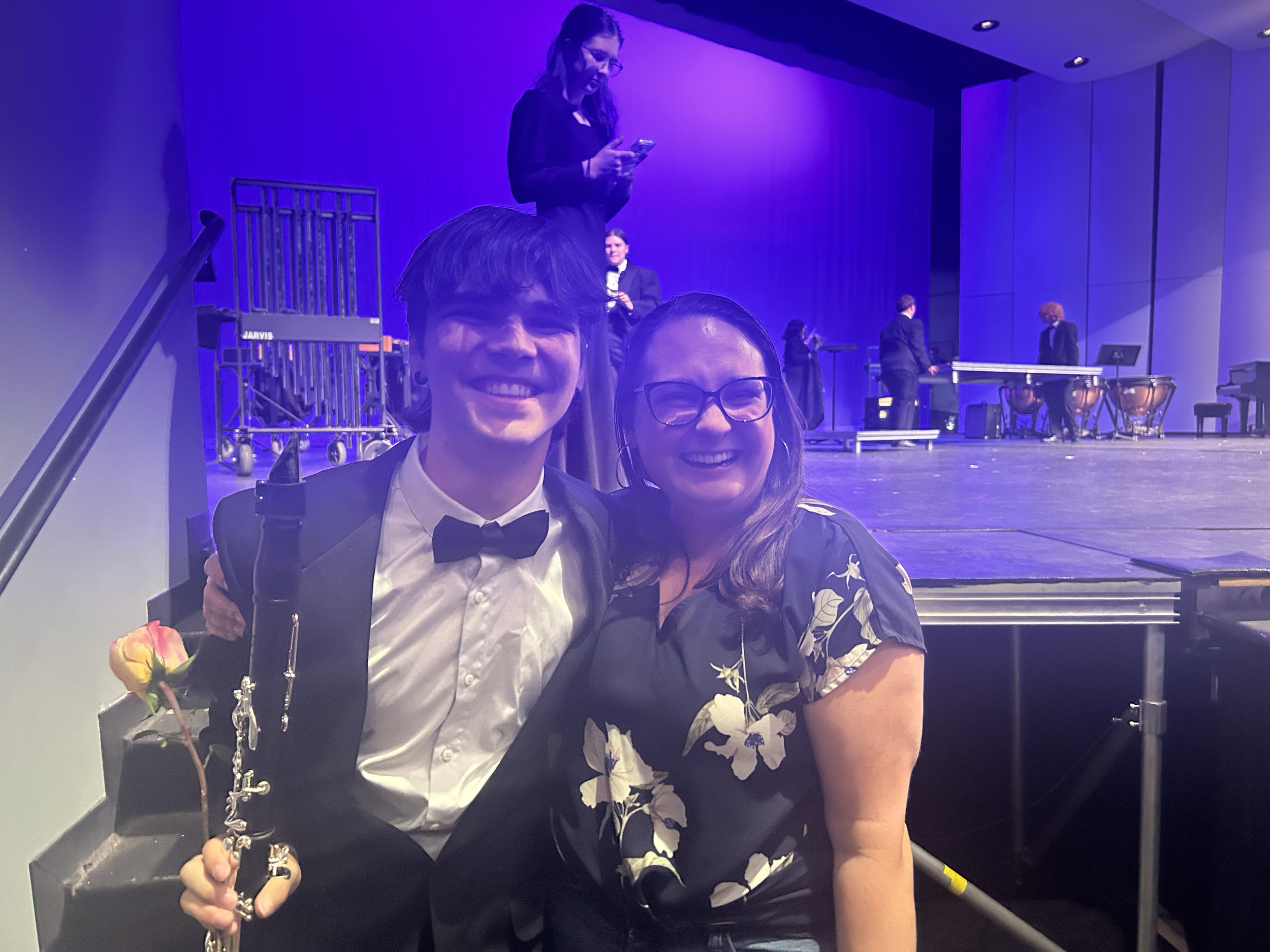 Julia Lougheed, professional clarinetist, clarinetist in Phoenix AZ, clarinet player in AZ