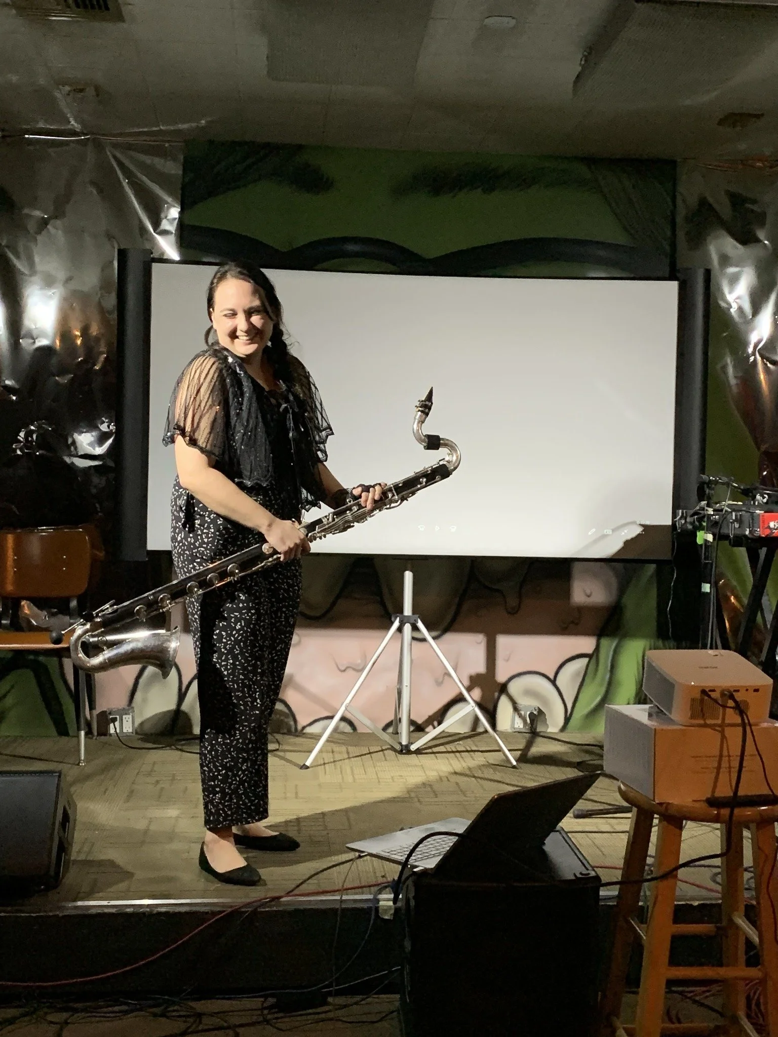 Julia Lougheed, professional clarinetist, clarinetist in Phoenix AZ, clarinet player in AZ
