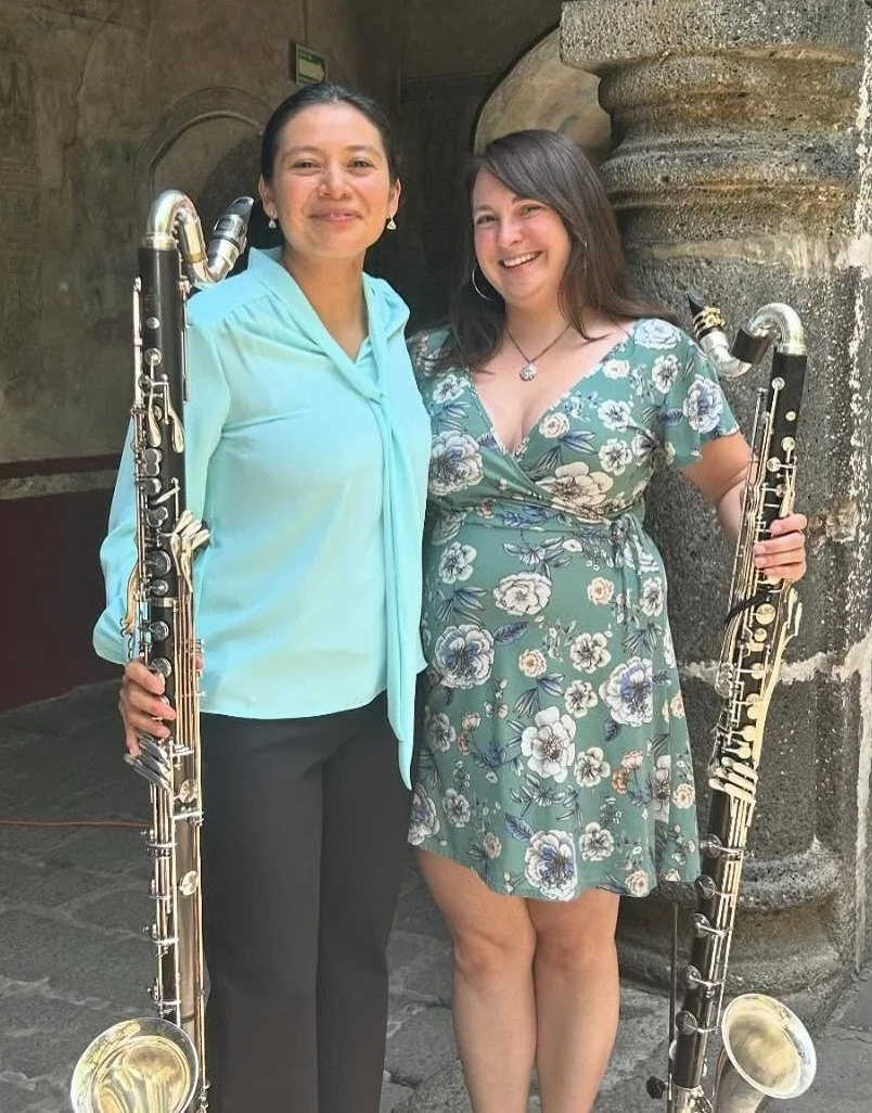 Julia Lougheed, professional clarinetist, clarinetist in Phoenix AZ, clarinet player in AZ