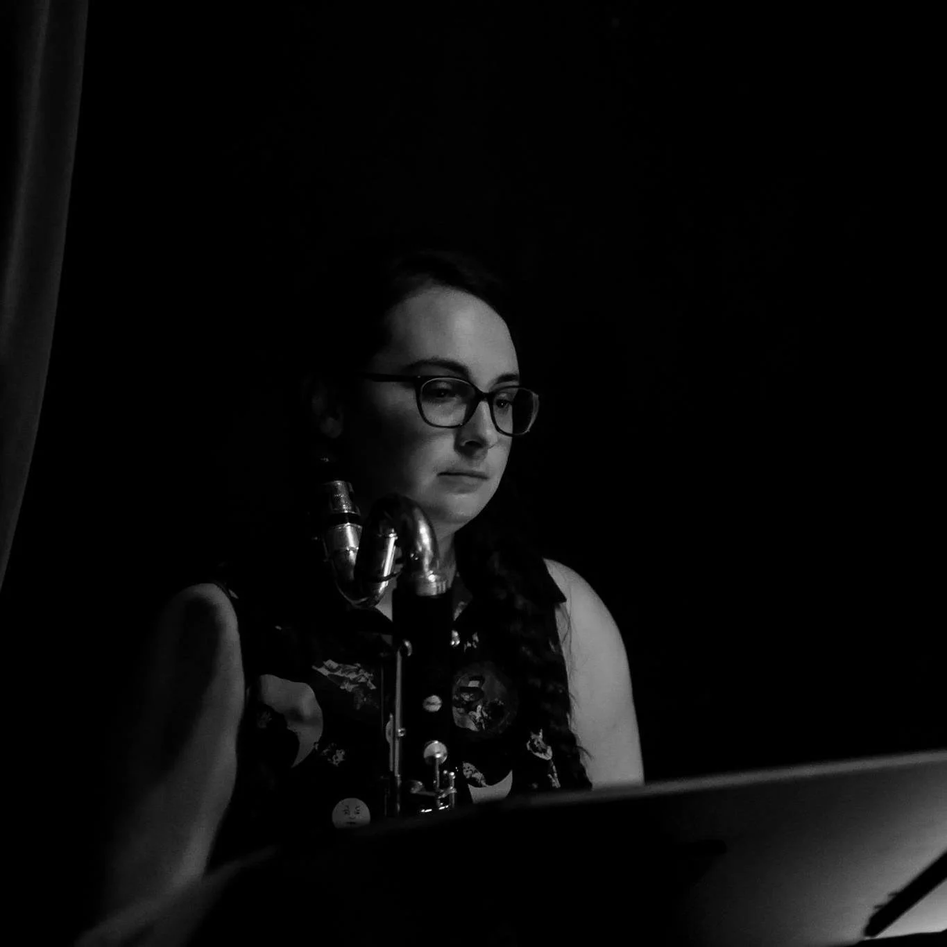 Julia Lougheed, professional clarinetist, clarinetist in Phoenix AZ, clarinet player in AZ