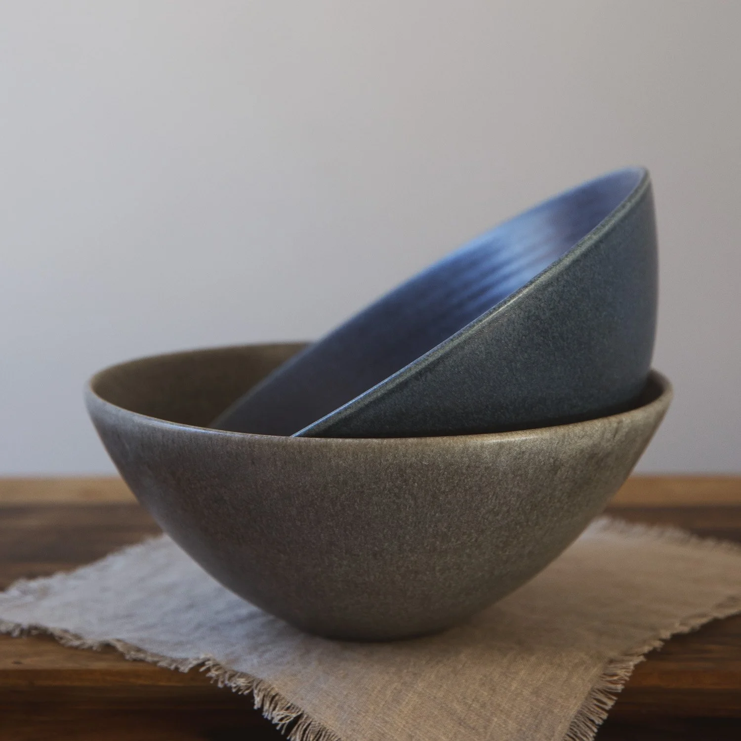 Serving Bowl in Storm Grey