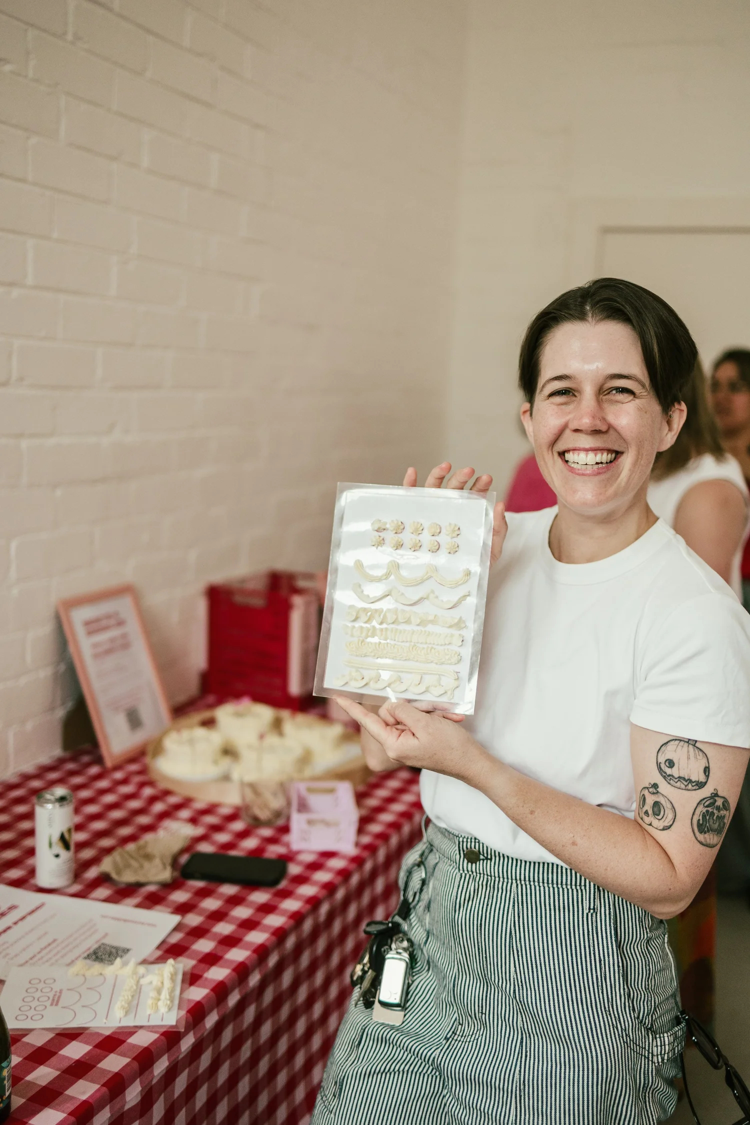 Bento + Bubbles™ | Cake and Sip Classes, Celebration Cakes & Events ...