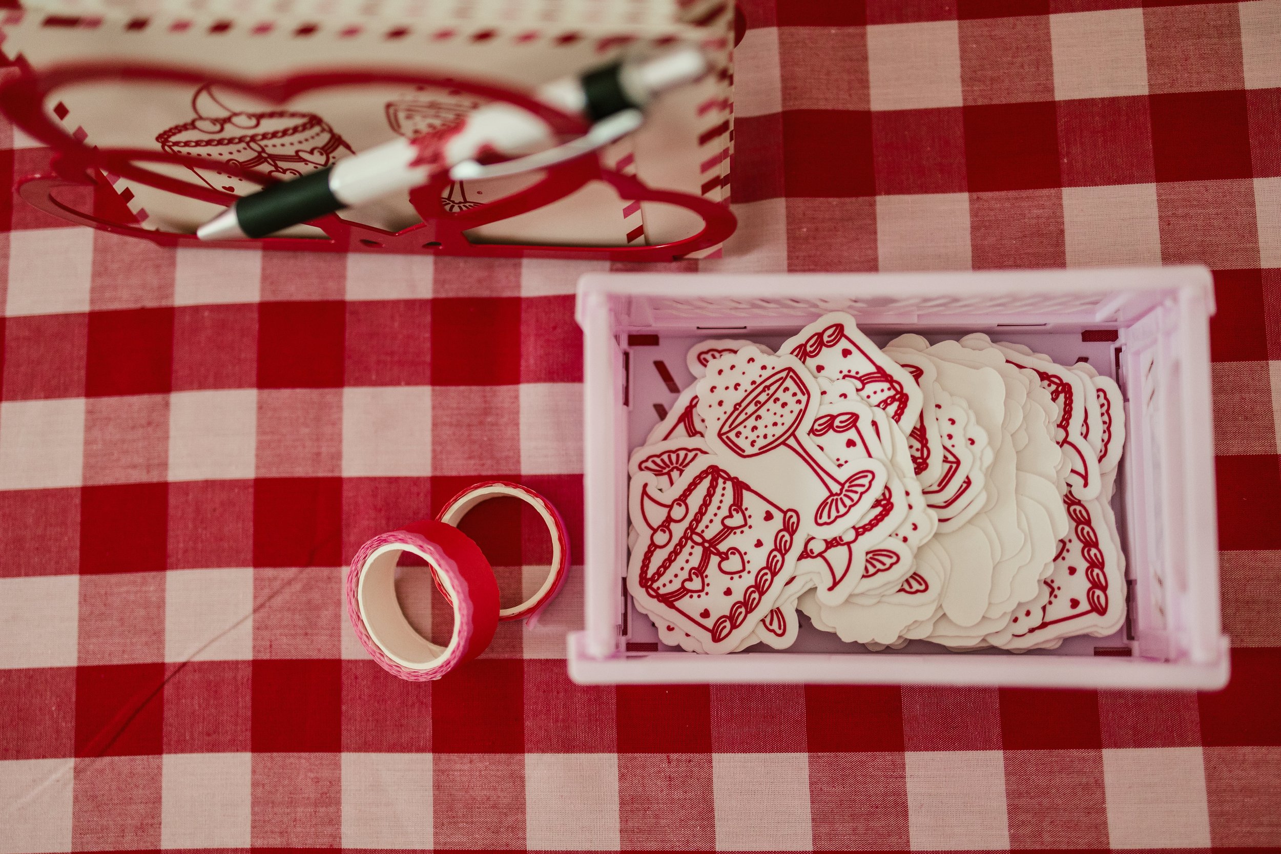 contact page:  celebration brand Melbourne enquiry  team or host image:  Melbourne event host Zee Scott