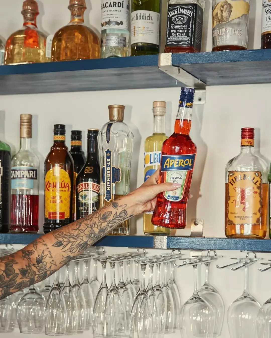 Spritz o&rsquo;clock 🍊

$12 Aperol Spritz pouring from 4-6pm at The Scarborough.