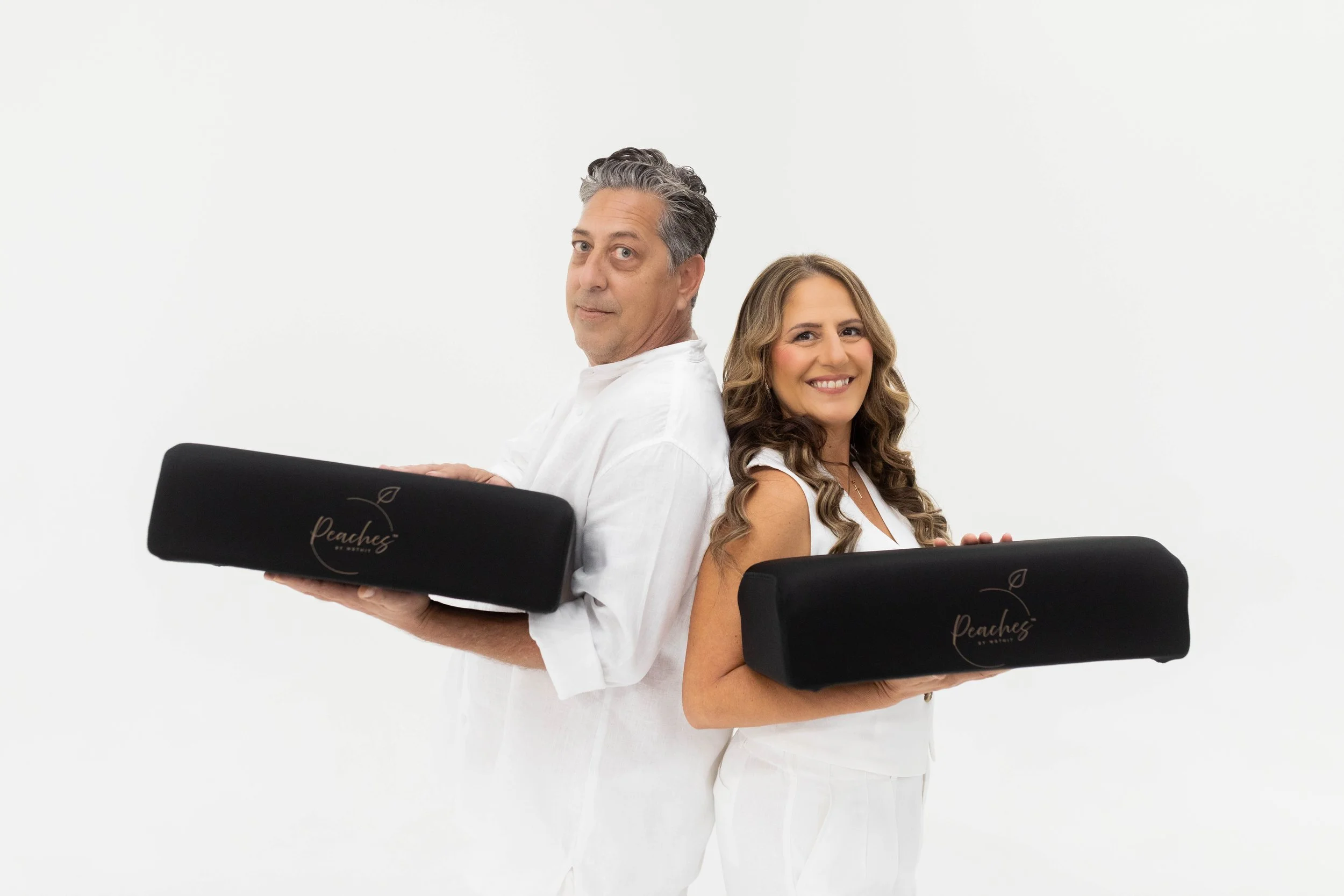 Owners of Peaches by Wrthit Kenny & Monica Skalsky