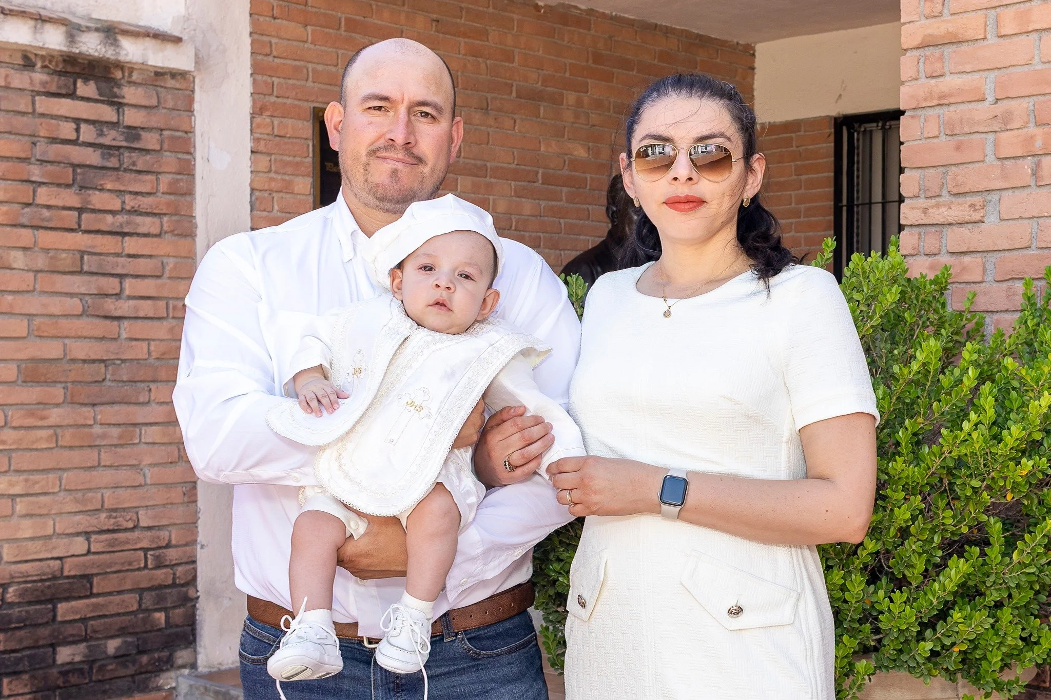 &iexcl;Un d&iacute;a lleno de luz! 🕊️✨
Documentamos el emotivo bautizo de Antonio en la hist&oacute;rica Parroquia de San Jos&eacute;, Saltillo, junto a sus pap&aacute;s Karla y David, madrinas y familia.
Revive la magia de esta celebraci&oacute;n e