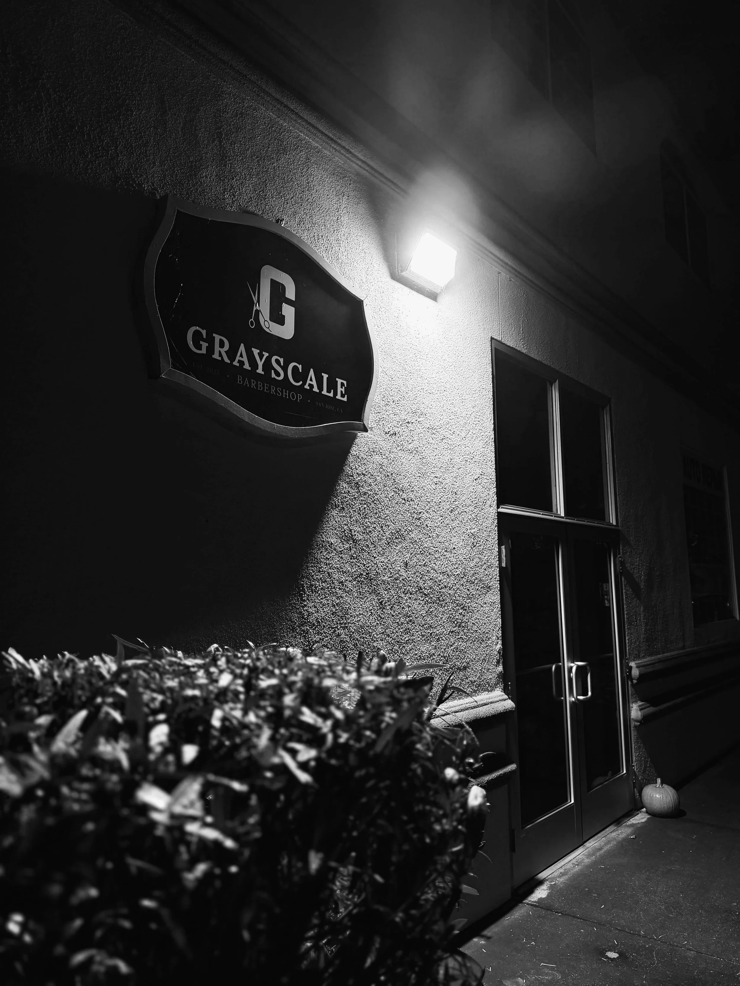 Grayscalebarbers-SJ Barbershop vibes