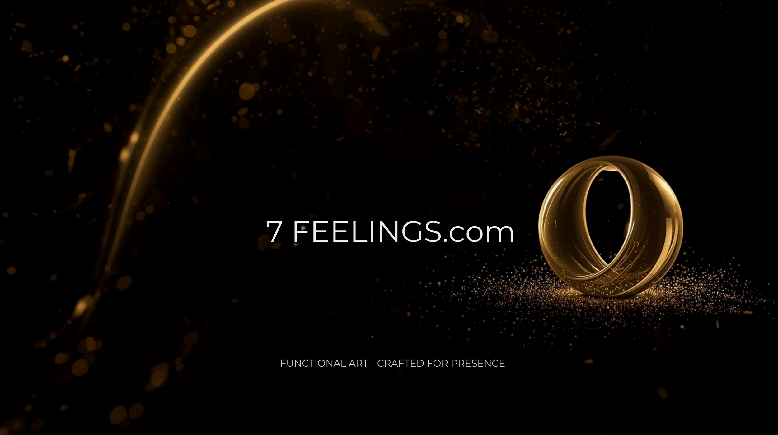 Abstrakte goldene Lichtkomposition mit skulpturalem Ring vor dunklem Hintergrund – atmosphärisches Markenmotiv von 7FEELINGS.