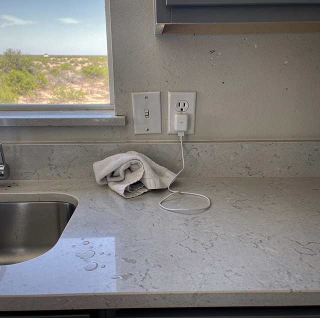 Why Is Half My Room Without Power? 6 Hidden Causes