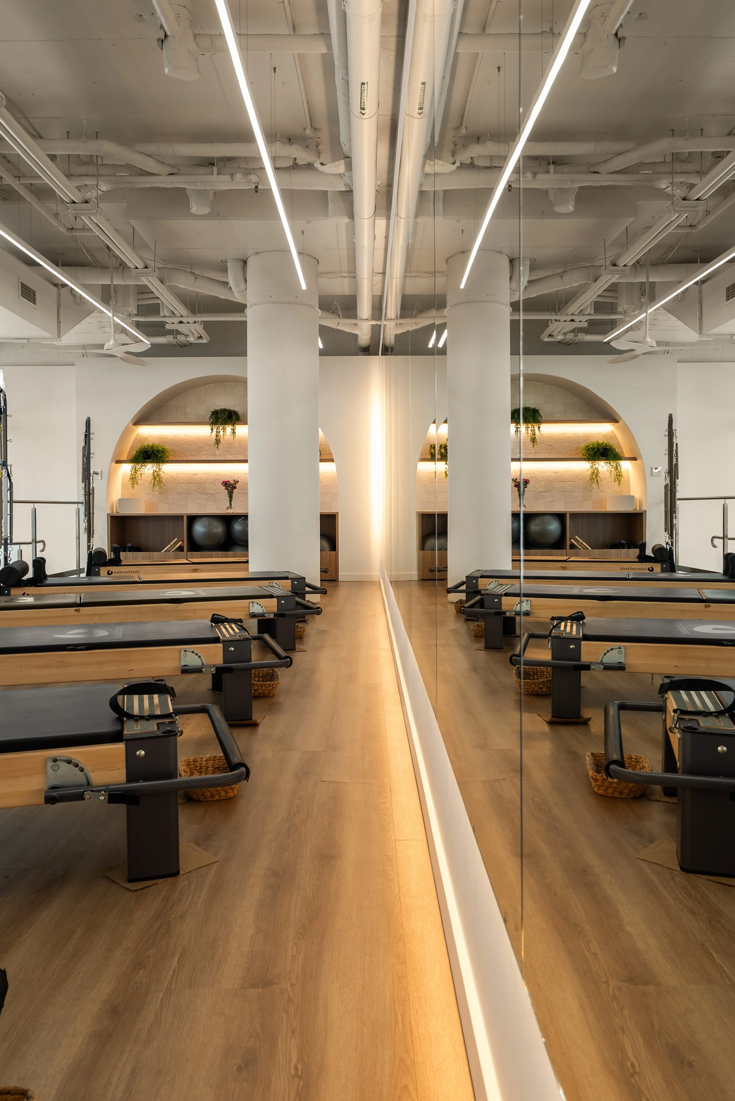 Aura Pilates_14.jpg