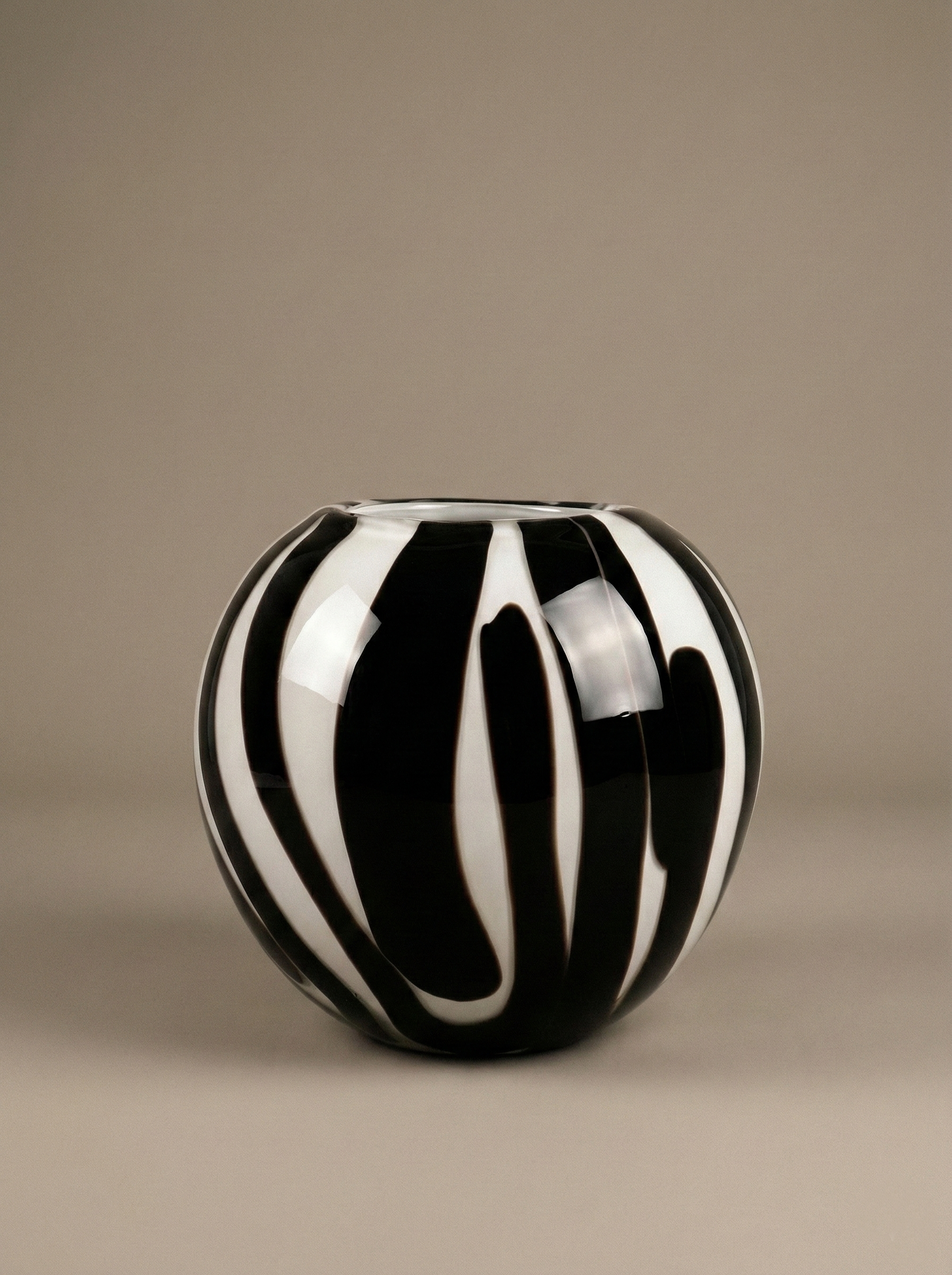 Black & White Glass Vase