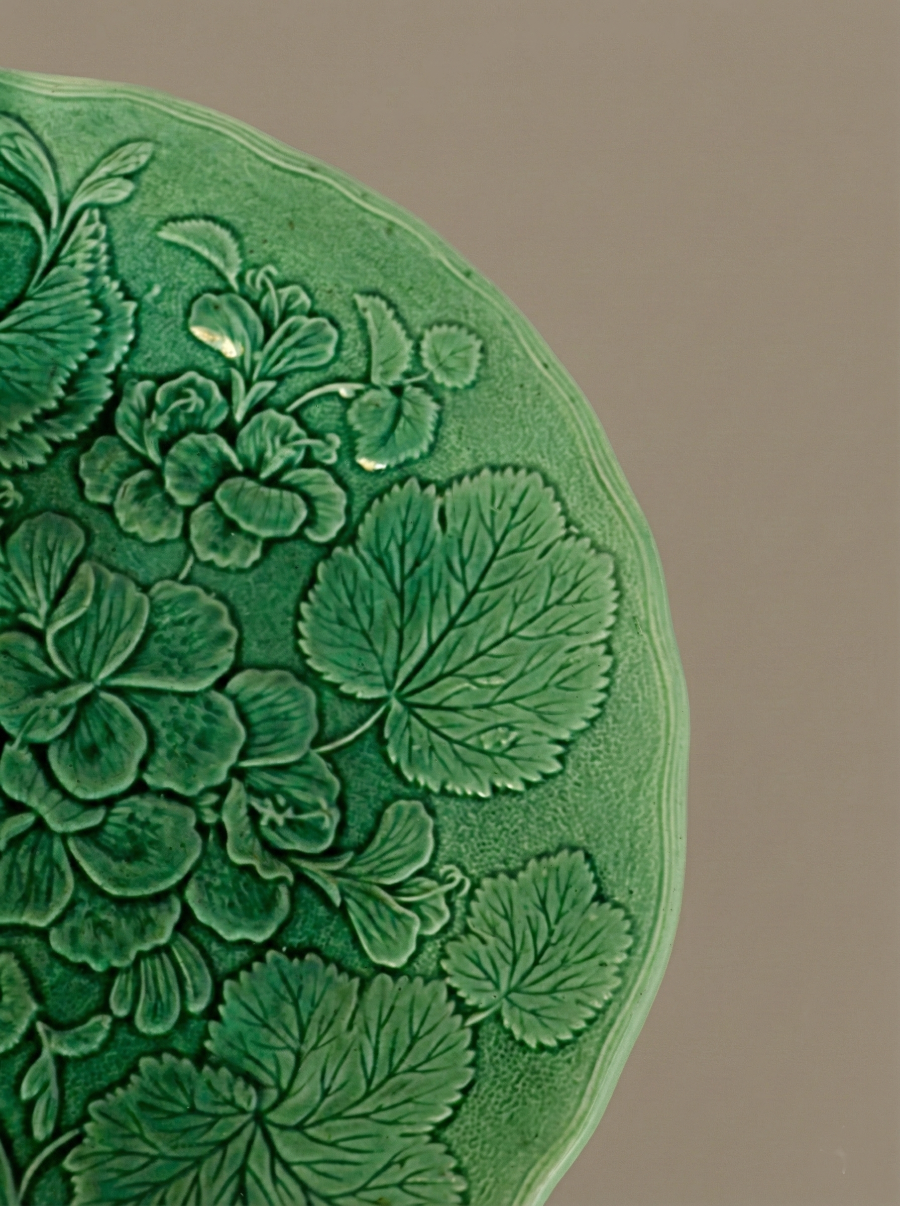 French Green Decorative Plate 3.png
