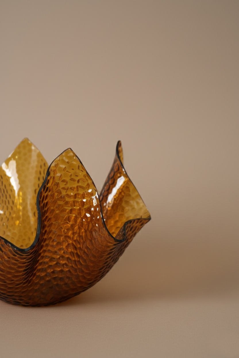 Handkerchief Vase 2.png