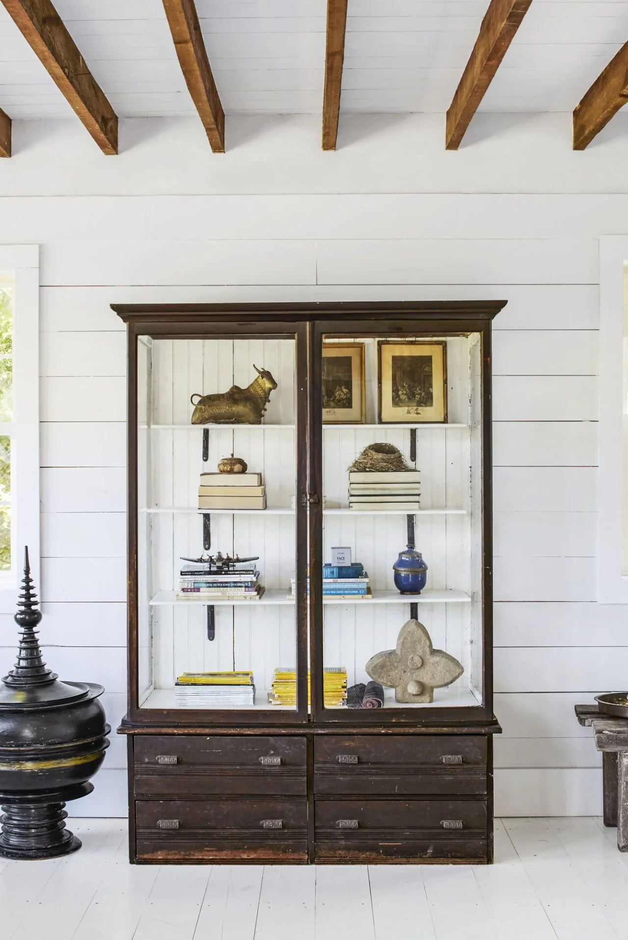 gallery-1504206149-neutral-barn-display-cabinet-1017.jpg